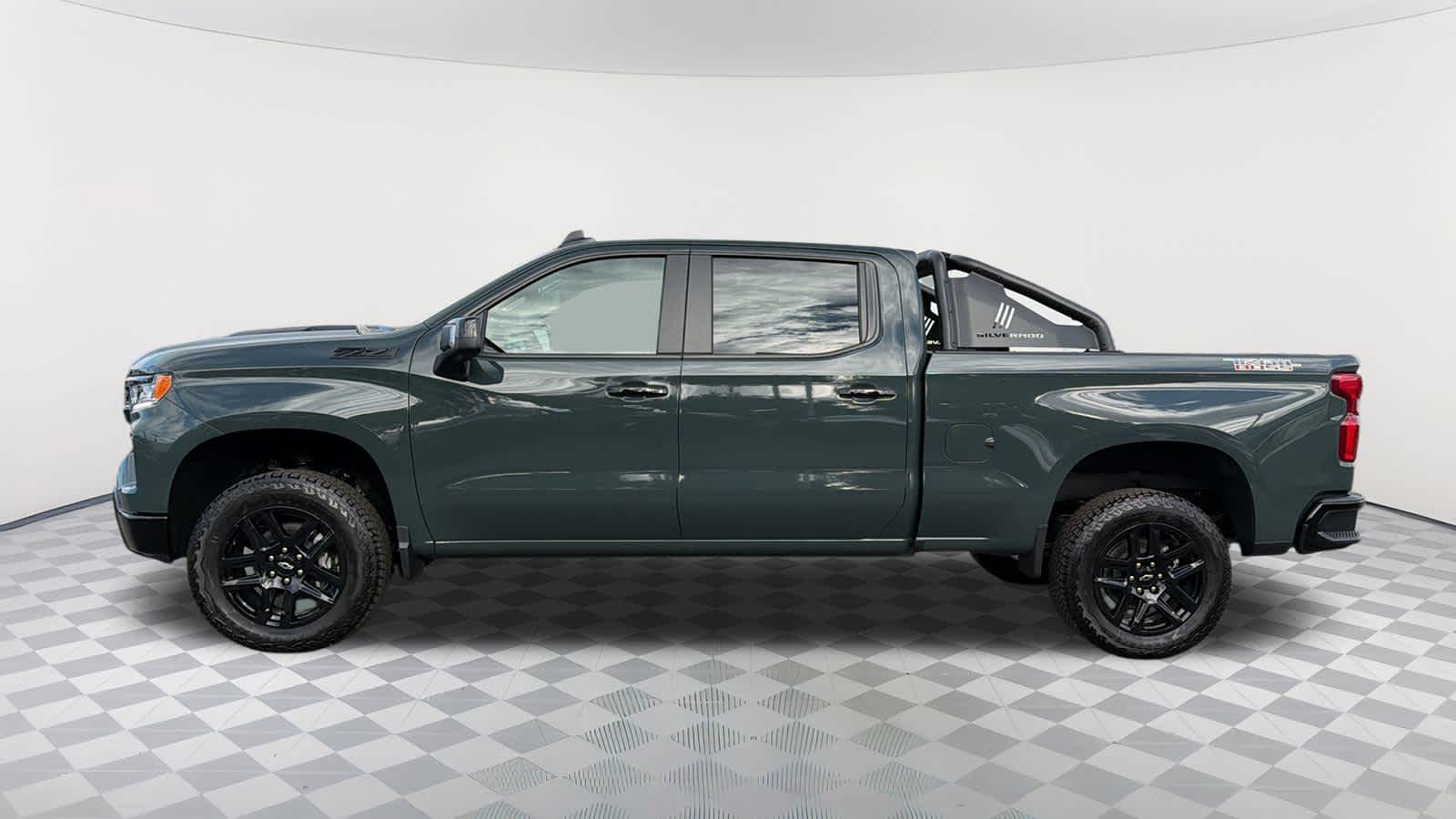 Thumbnail: 2026 Chevrolet Silverado 1500 - 8