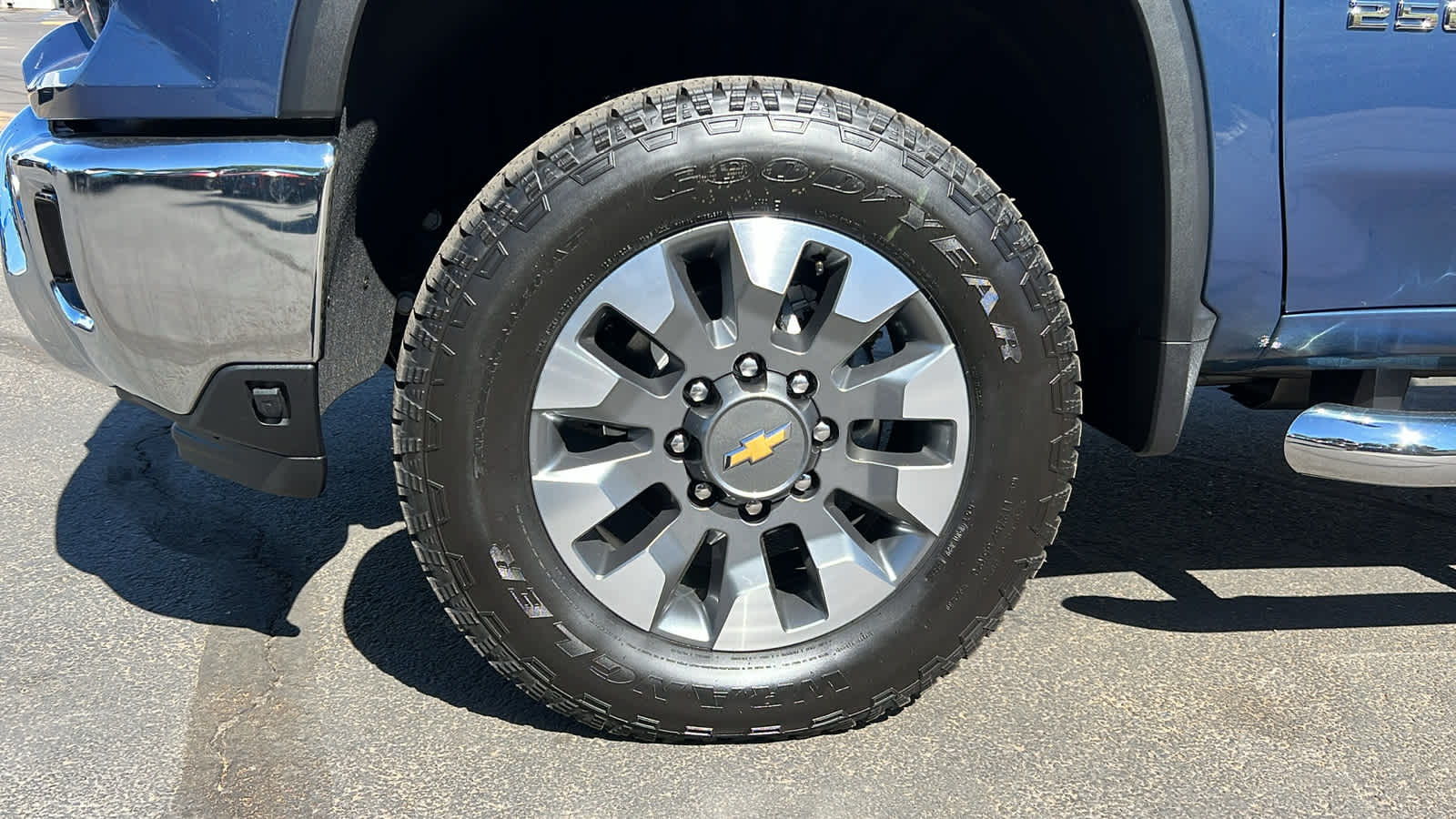 Thumbnail: 2025 Chevrolet Silverado 2500 - 9