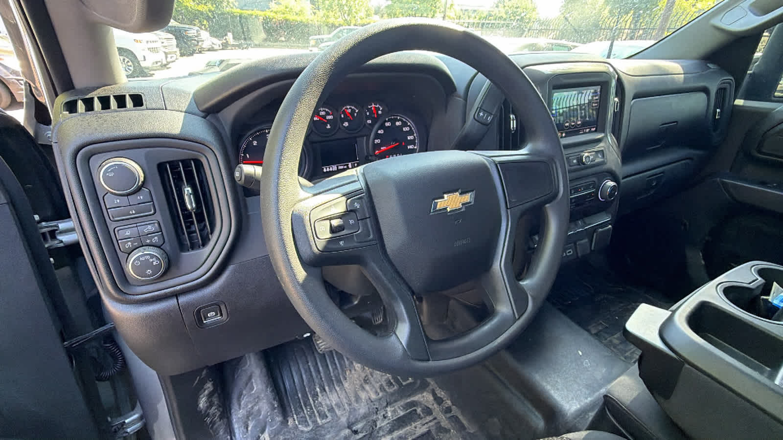 Thumbnail: 2026 Chevrolet Silverado 3500 - 10