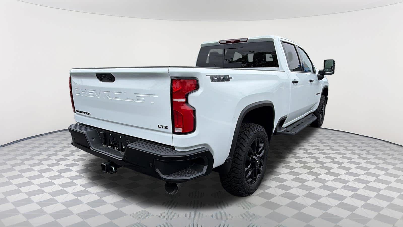 Thumbnail: 2026 Chevrolet Silverado 2500 - 5