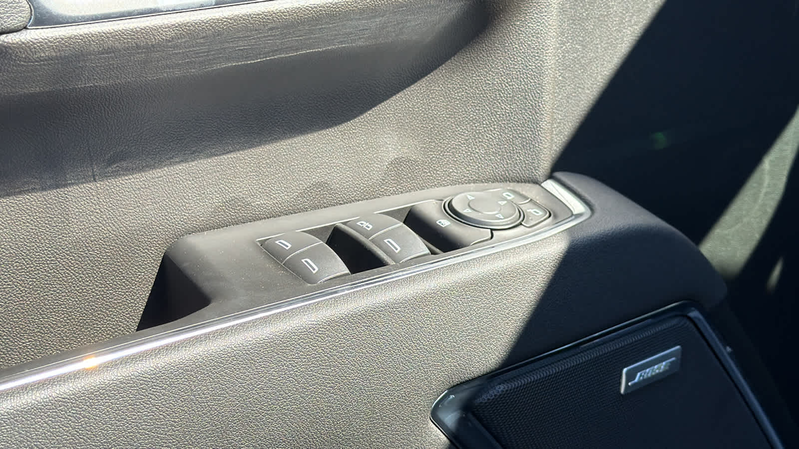 Thumbnail: 2026 Chevrolet Silverado 1500 - 22