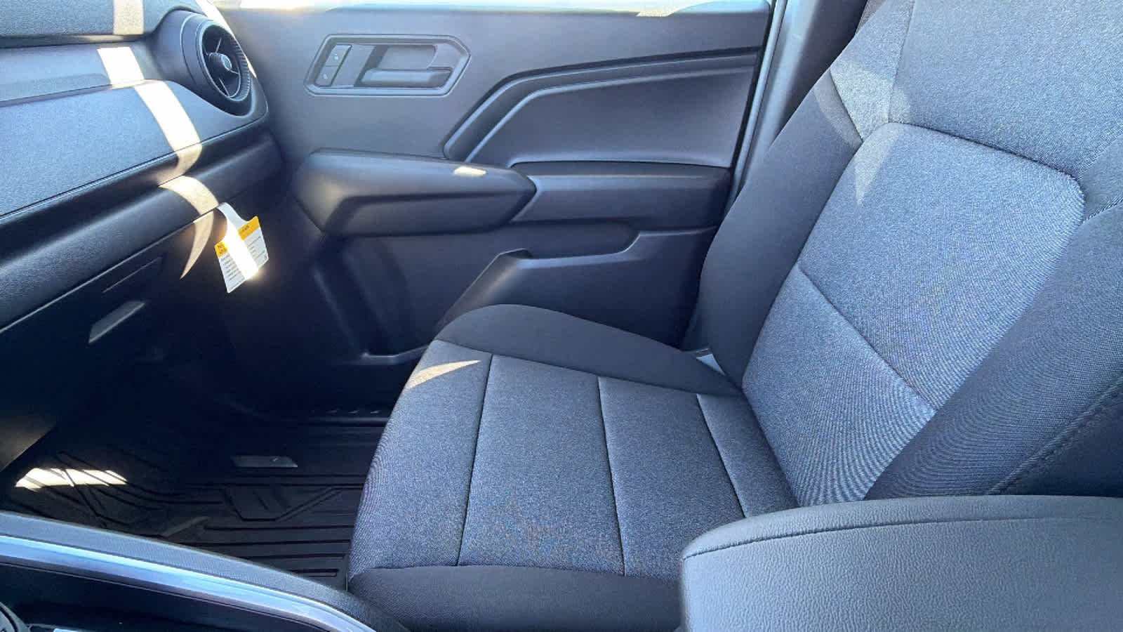 2026 Chevrolet Colorado Trail Boss - Photo 12