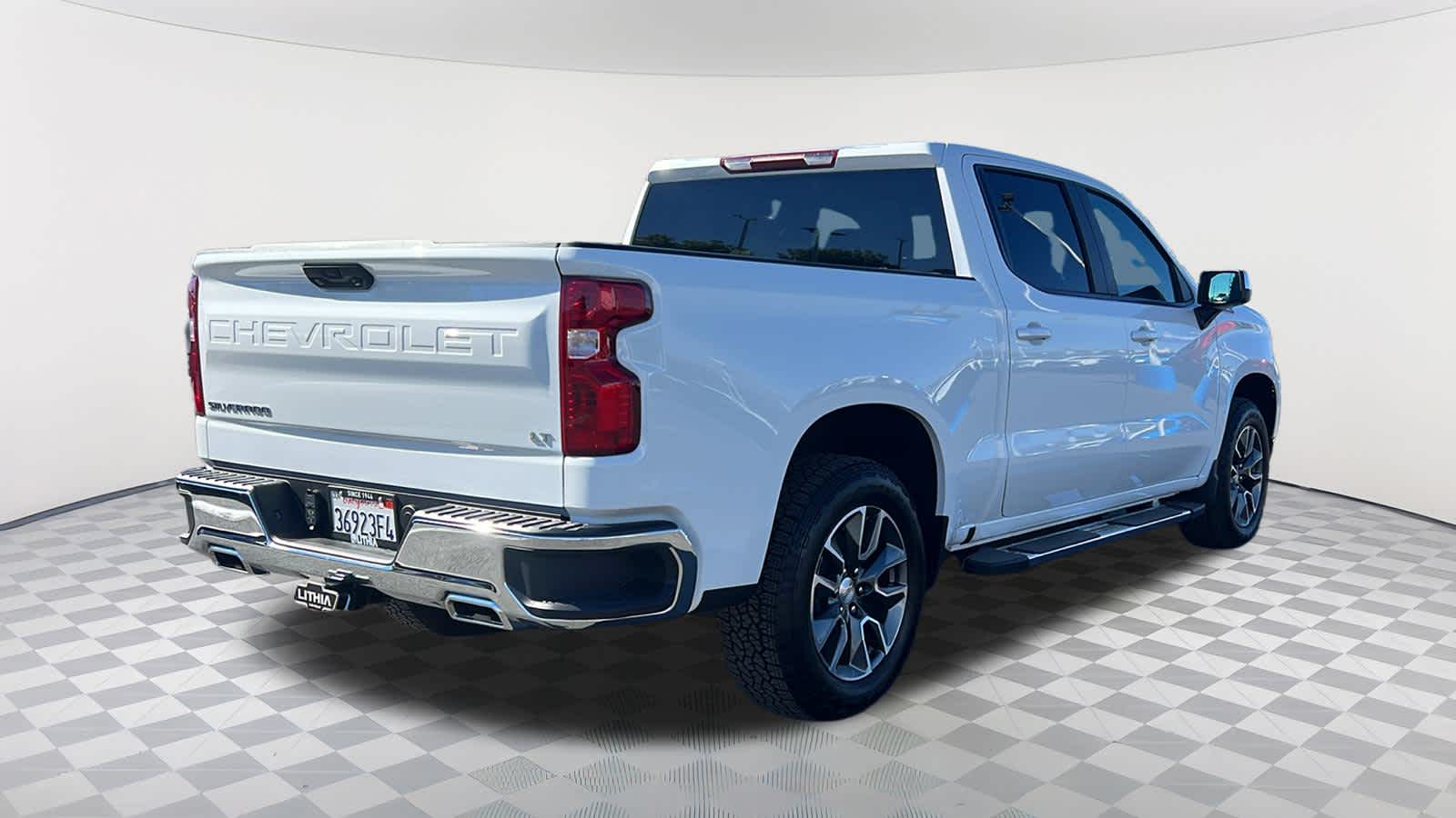 Thumbnail: 2025 Chevrolet Silverado 1500 - 5