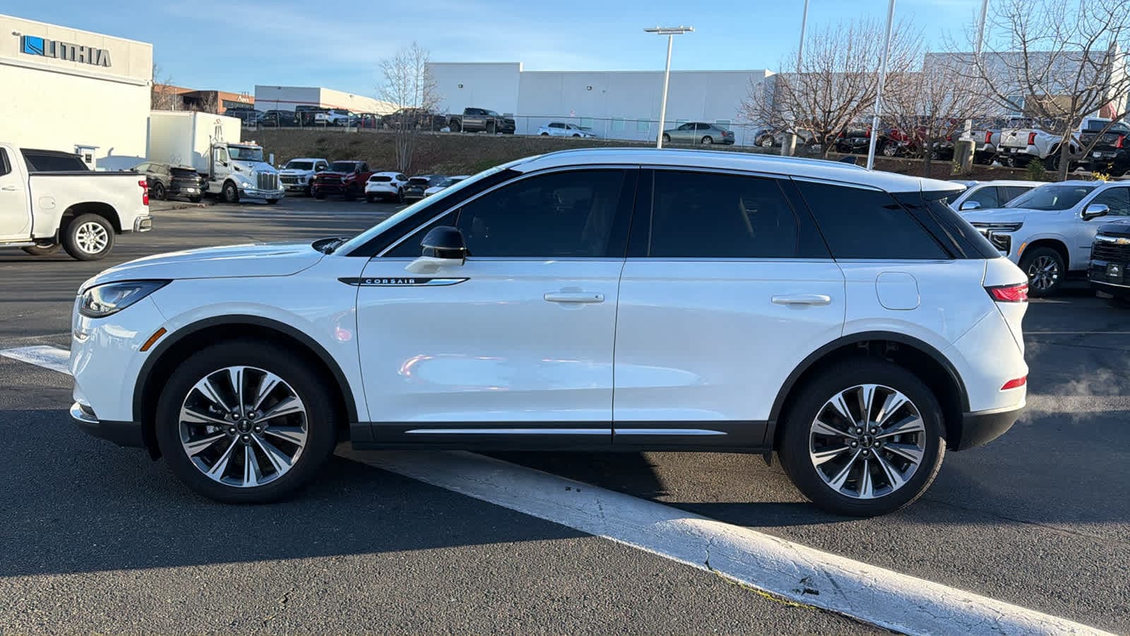 Thumbnail: 2022 Lincoln Corsair - 8