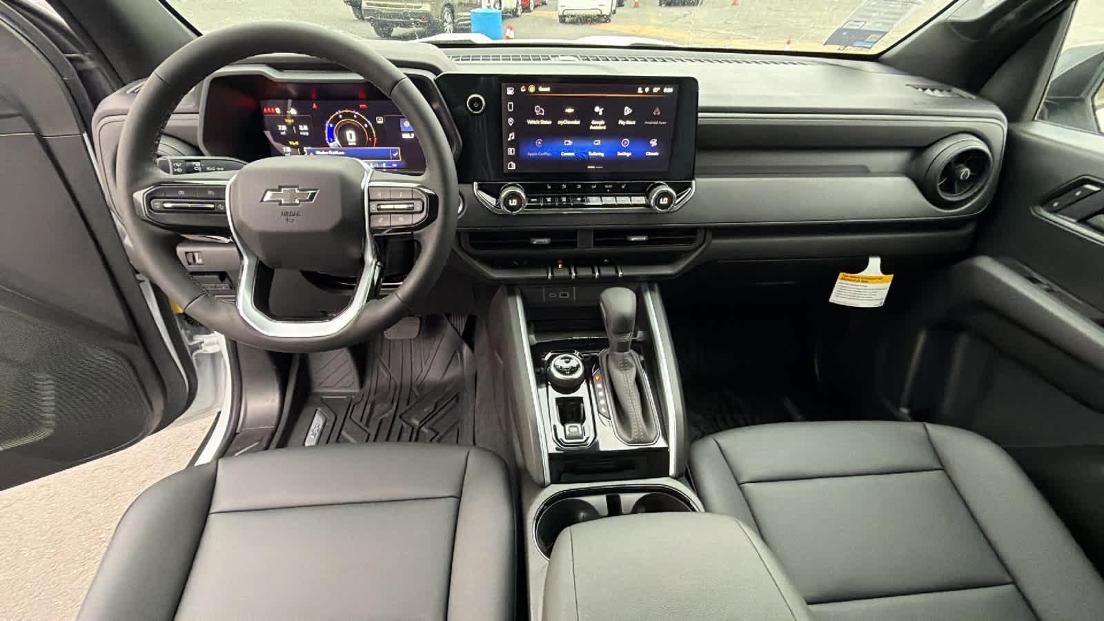 Thumbnail: 2026 Chevrolet Colorado - 26