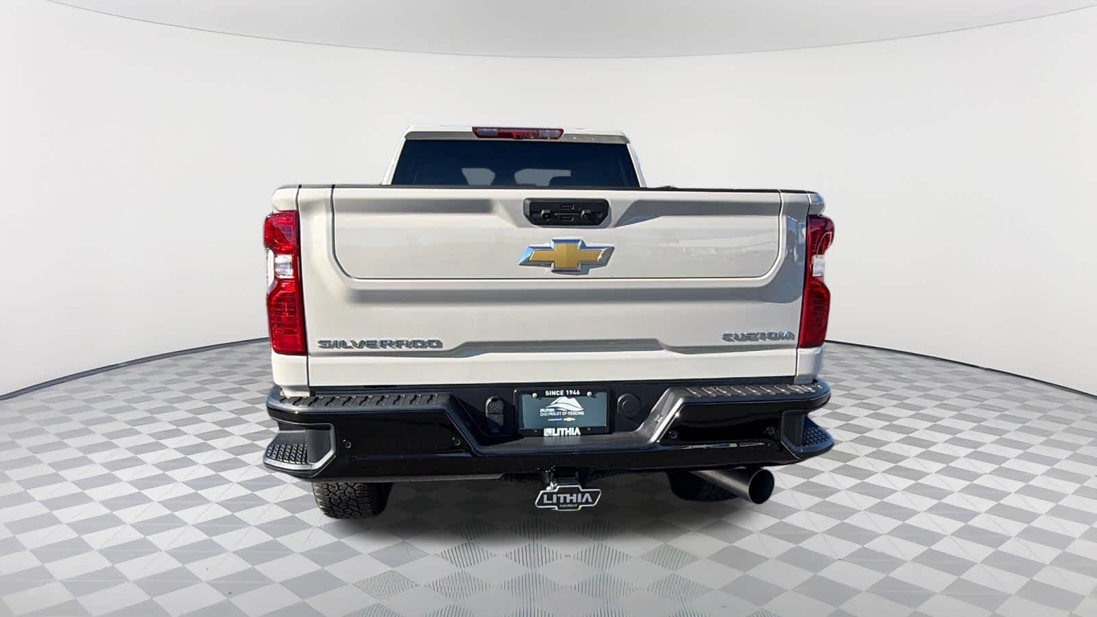 Thumbnail: 2026 Chevrolet Silverado 2500 - 6