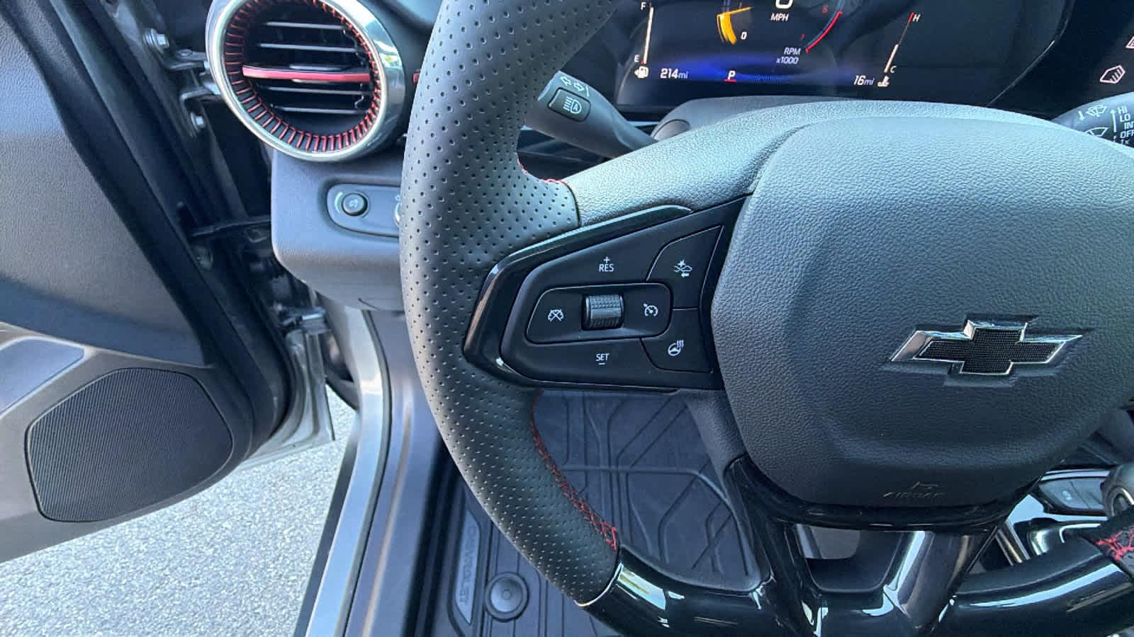 2026 Chevrolet Trax RS - Photo 19
