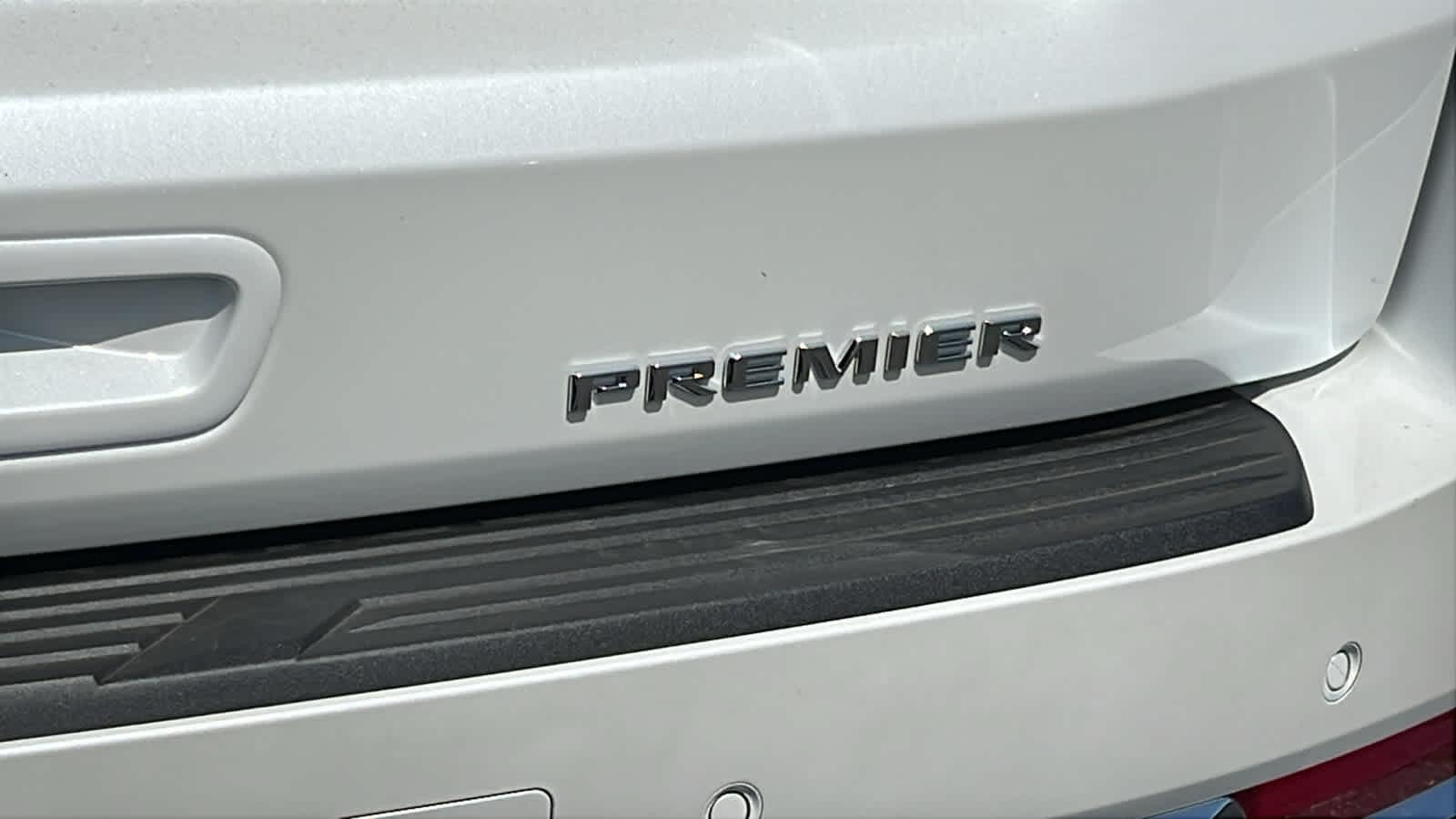 Thumbnail: 2025 Chevrolet Tahoe - 28