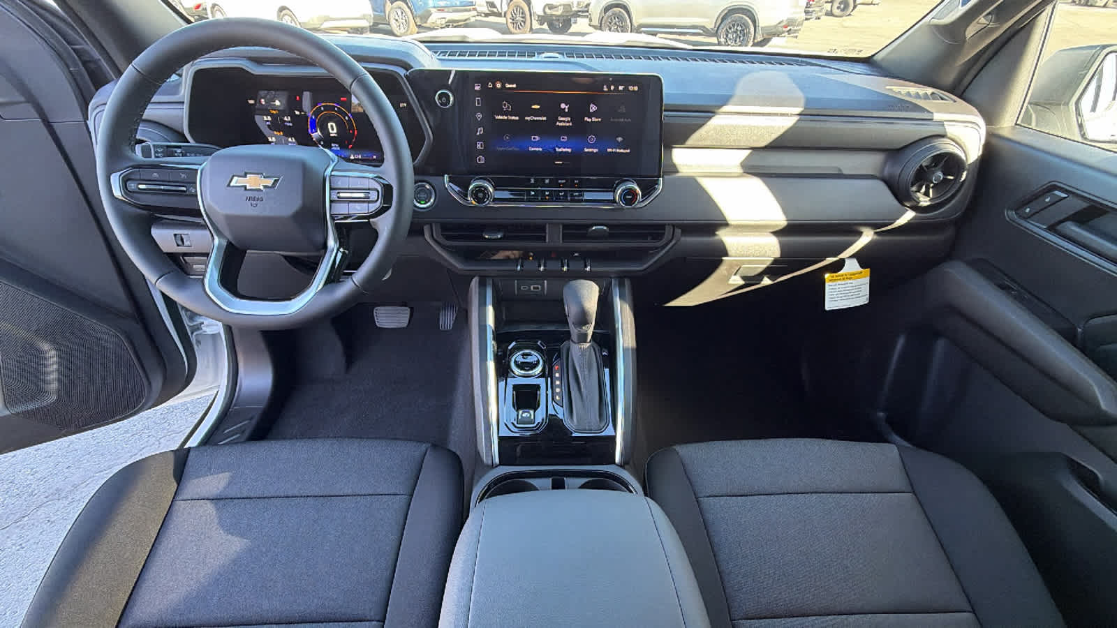 Thumbnail: 2026 Chevrolet Colorado - 26