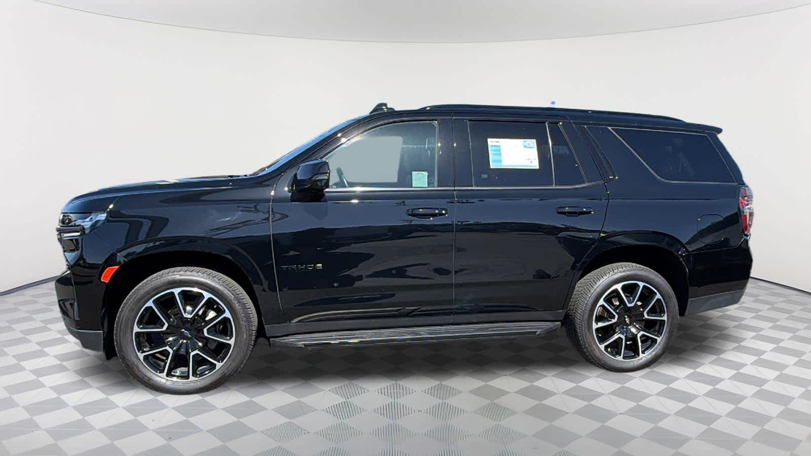 Thumbnail: 2022 Chevrolet Tahoe - 7