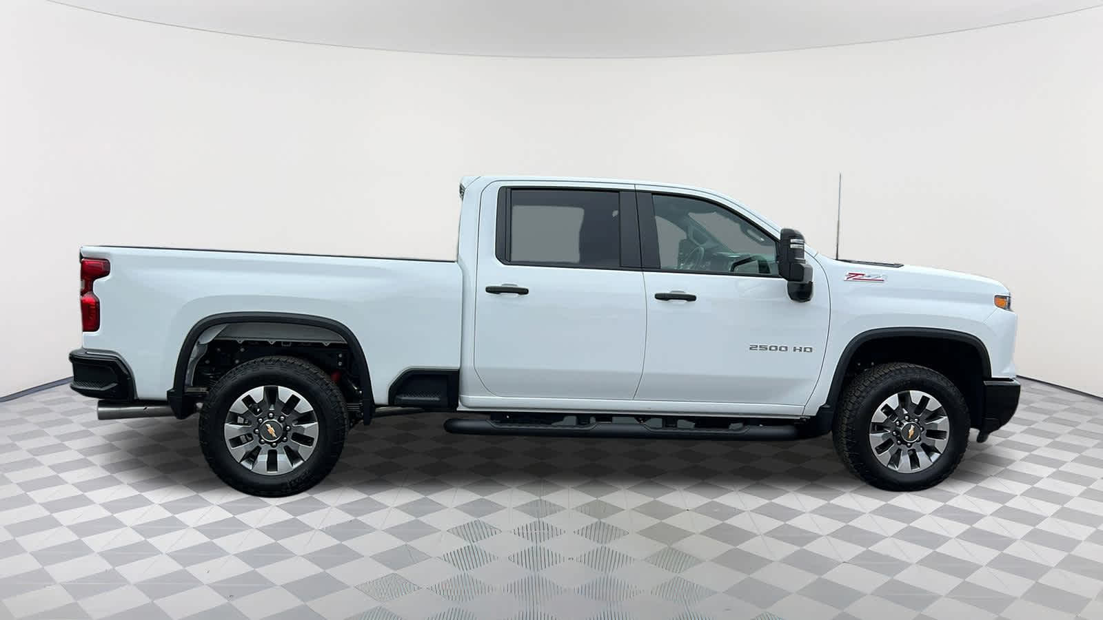 Thumbnail: 2026 Chevrolet Silverado 2500 - 4