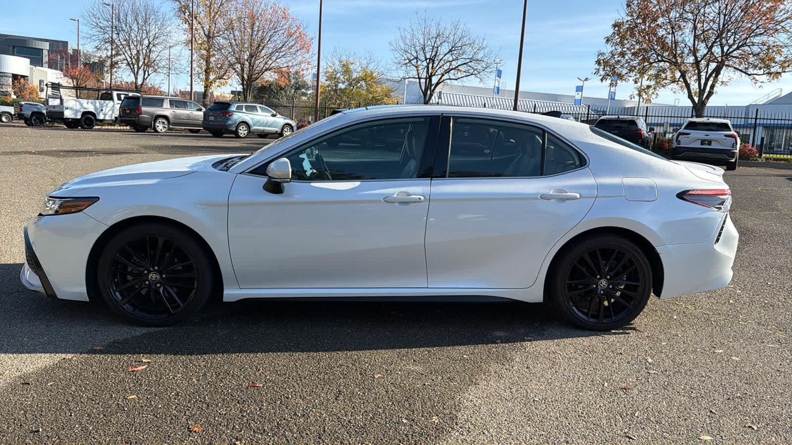 Thumbnail: 2022 Toyota Camry - 8