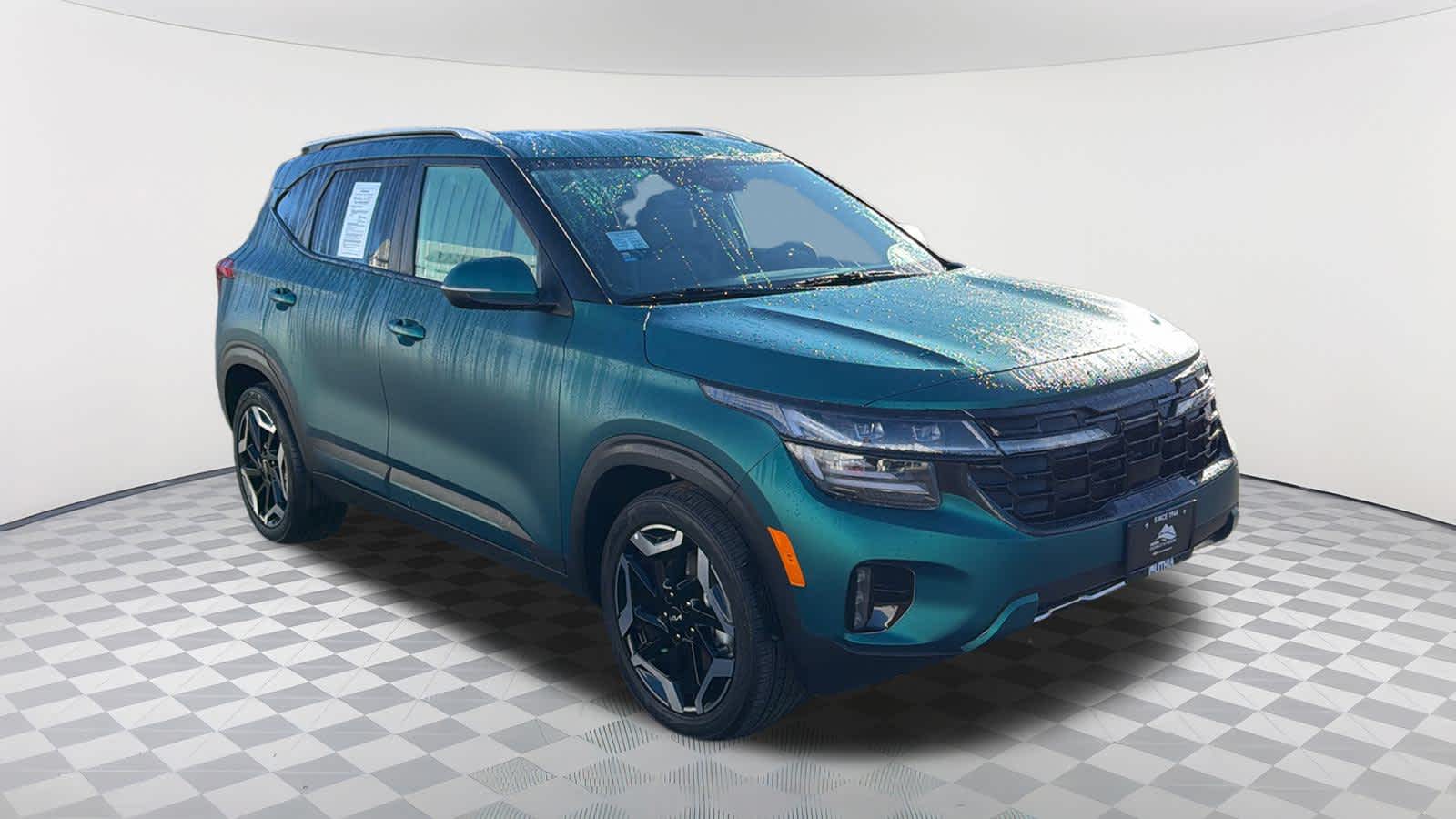 Thumbnail: 2024 Kia Seltos - 3