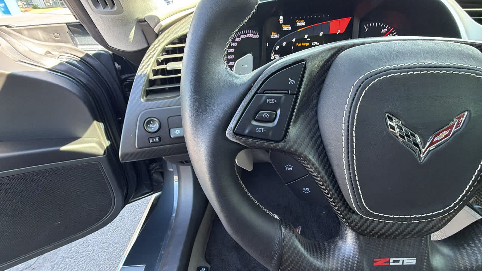 Thumbnail: 2019 Chevrolet Corvette - 19