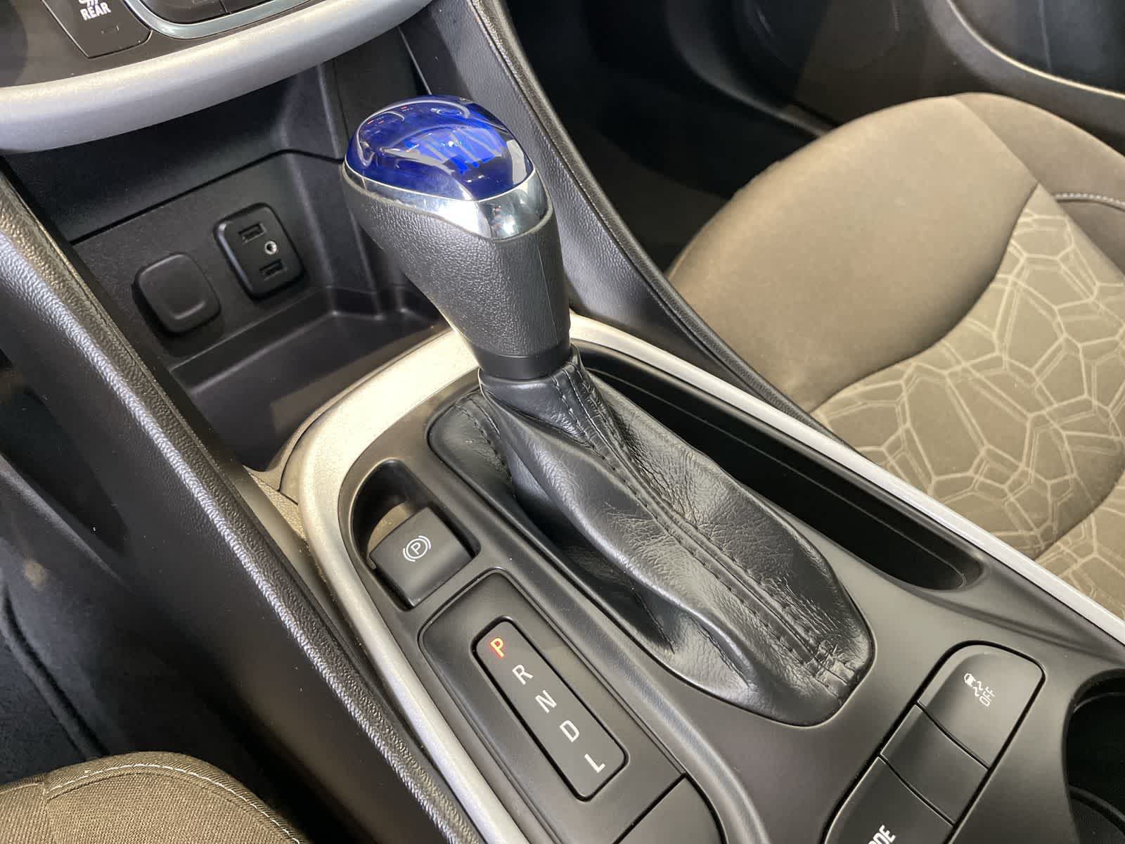 Thumbnail: 2018 Chevrolet Volt - 16