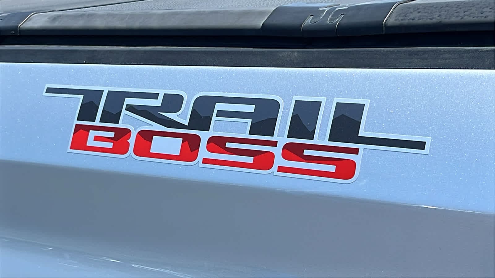 Thumbnail: 2020 Chevrolet Silverado 1500 - 19