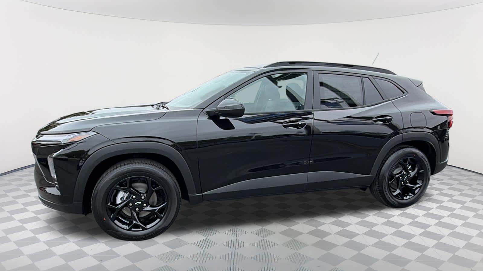 Thumbnail: 2026 Chevrolet Trax - 8