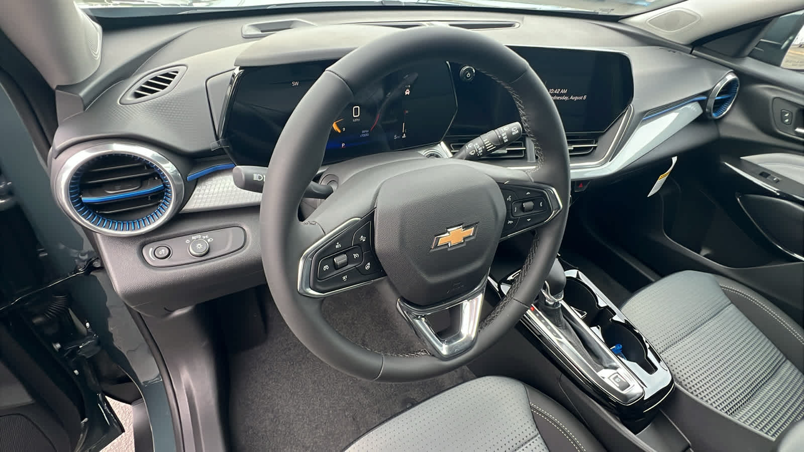 Thumbnail: 2025 Chevrolet Trax - 10