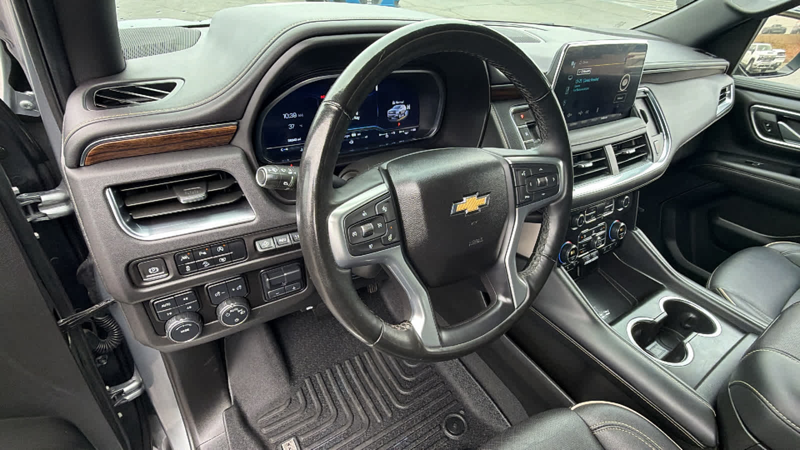 Thumbnail: 2024 Chevrolet Suburban - 10