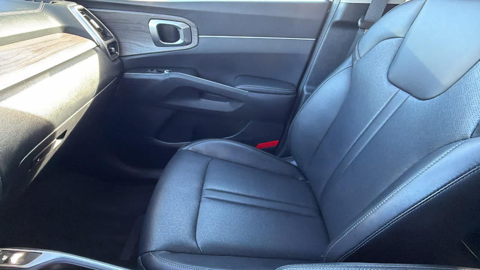 Thumbnail: 2022 Kia Sorento - 12