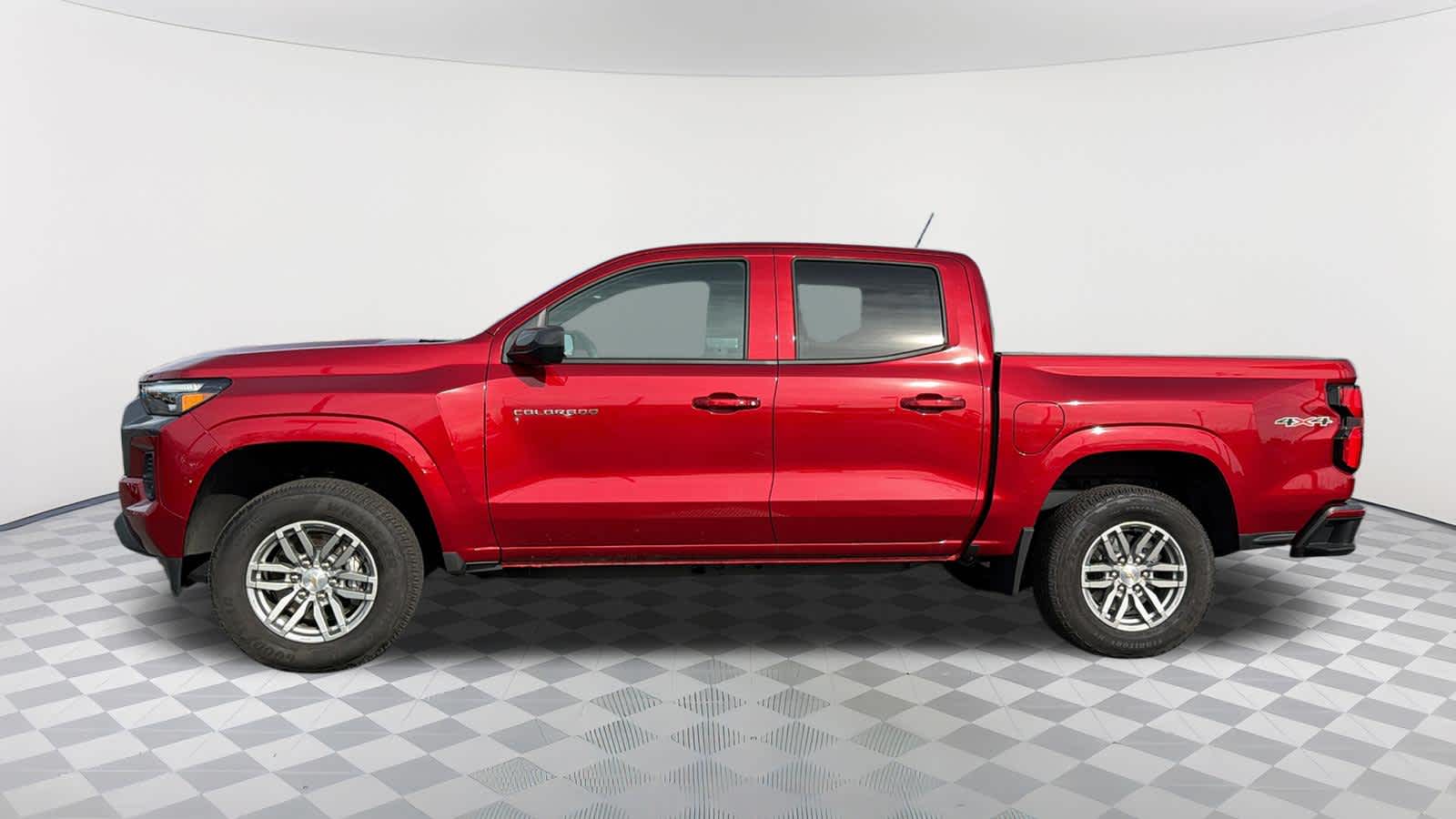 Thumbnail: 2026 Chevrolet Colorado - 8
