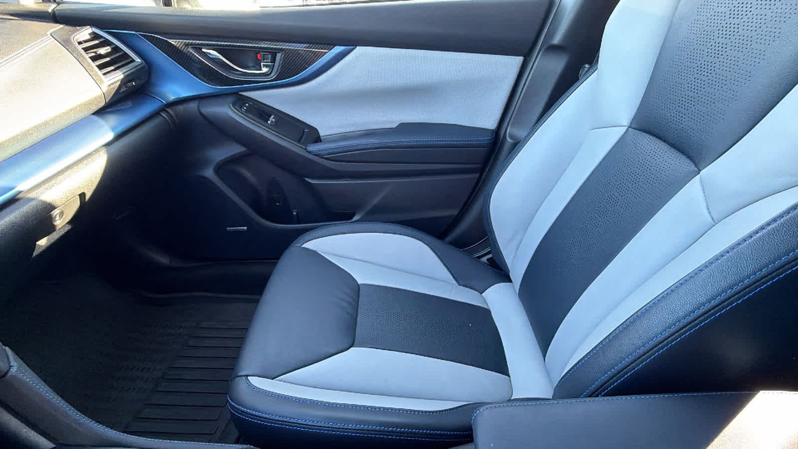 Thumbnail: 2020 Subaru Crosstrek - 12