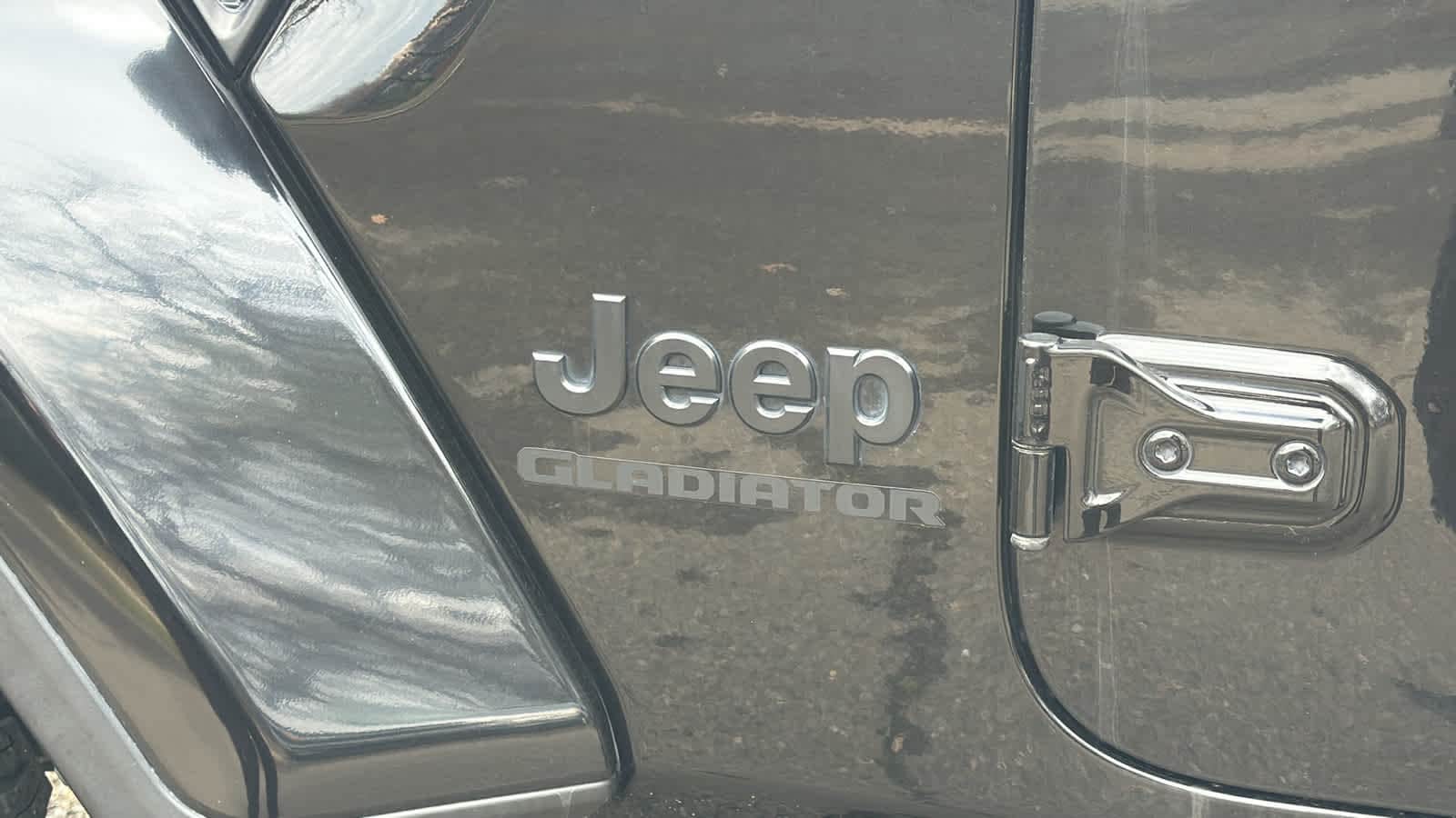 Thumbnail: 2021 Jeep Gladiator - 19