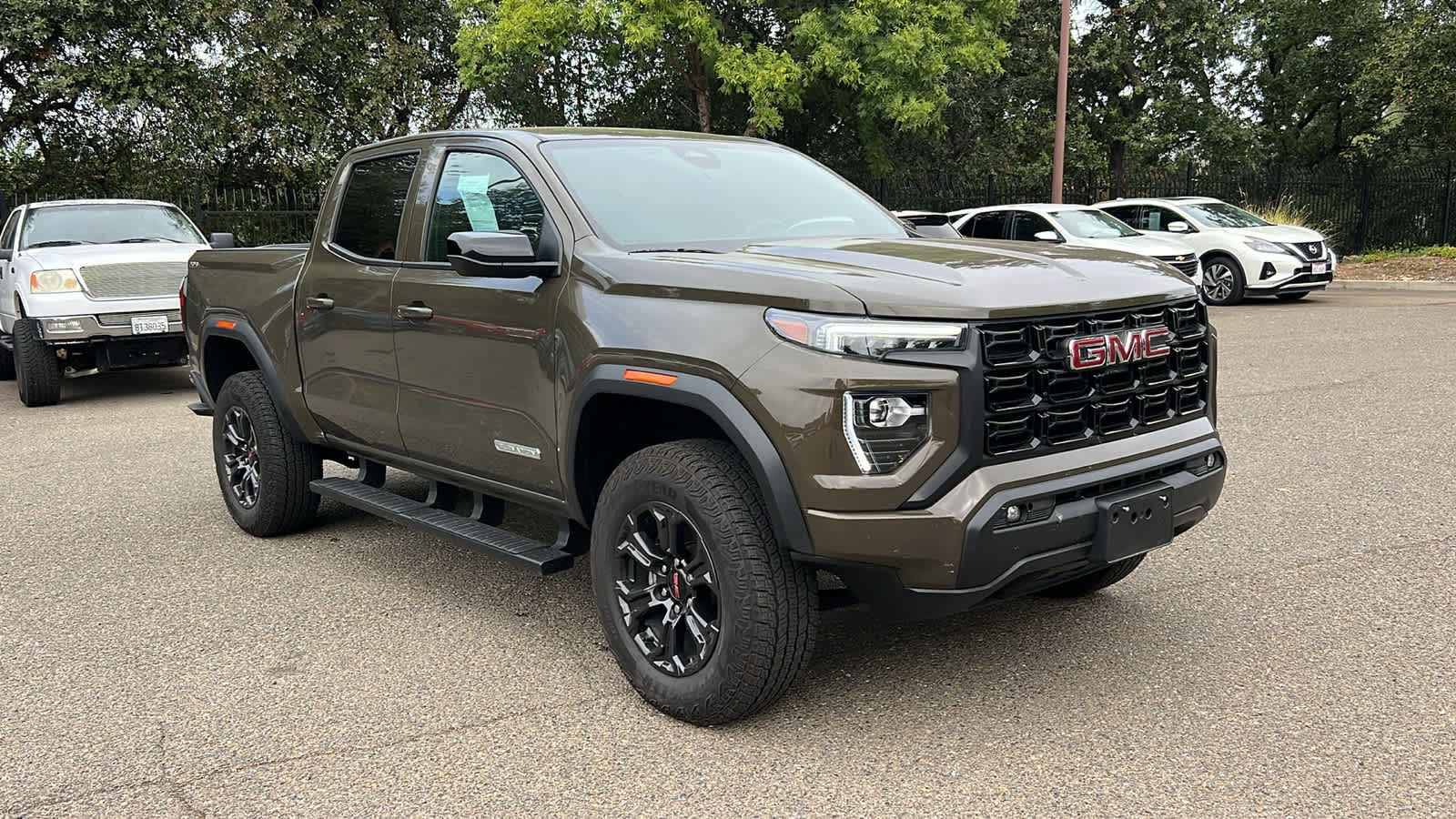 Thumbnail: 2024 GMC Canyon - 3