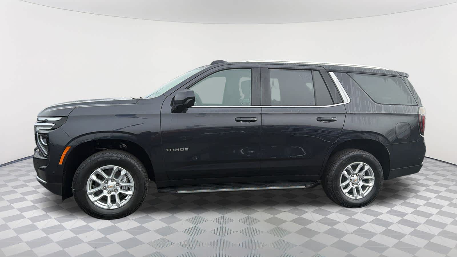 Thumbnail: 2026 Chevrolet Tahoe - 8