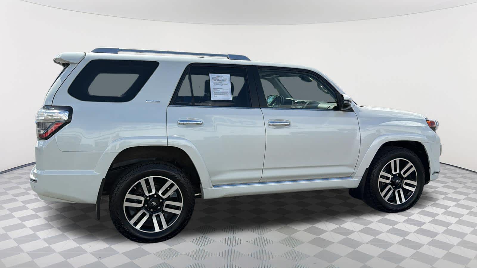 Thumbnail: 2021 Toyota 4Runner - 4