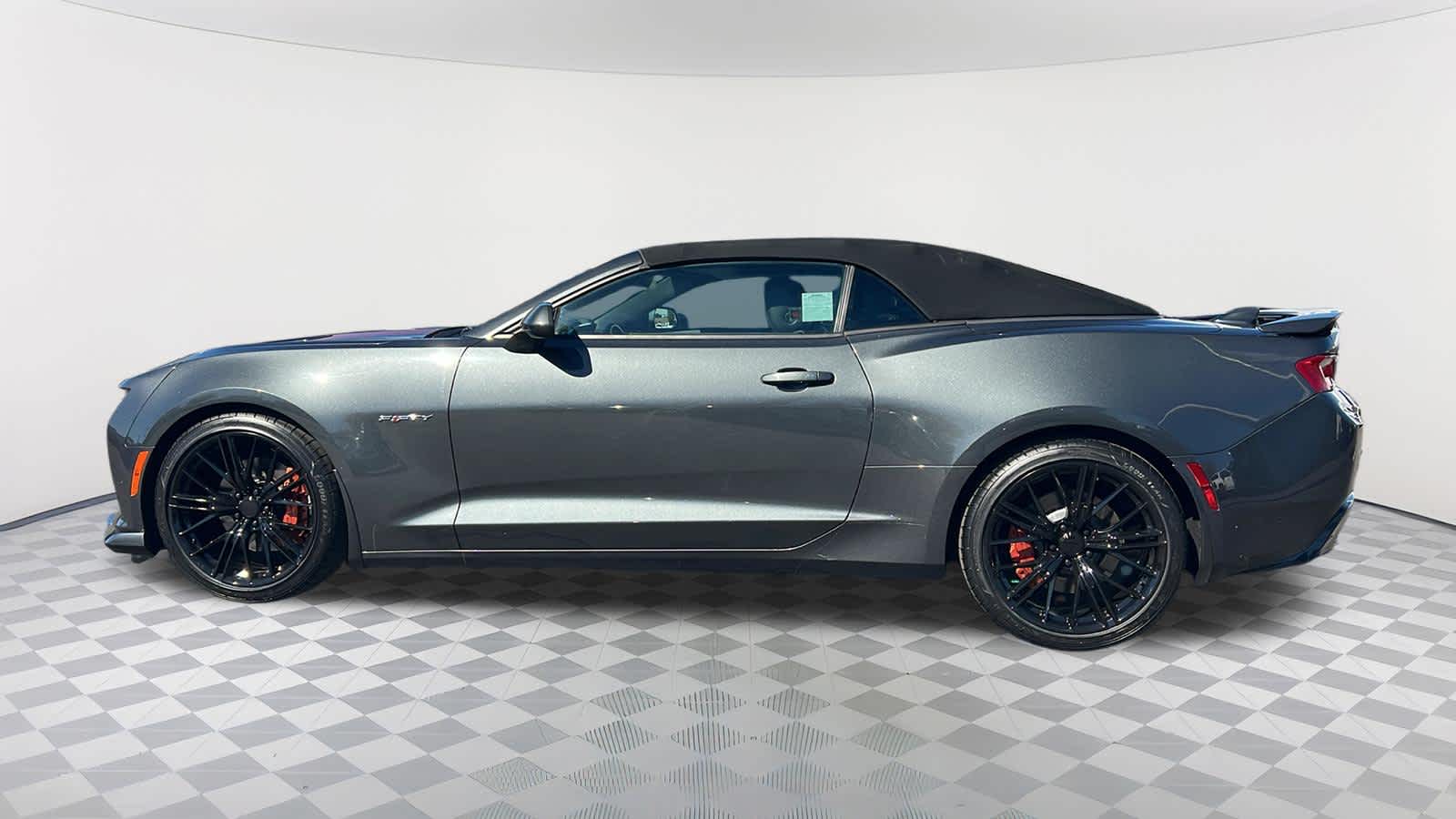 2017 Chevrolet Camaro 2SS - Photo 8