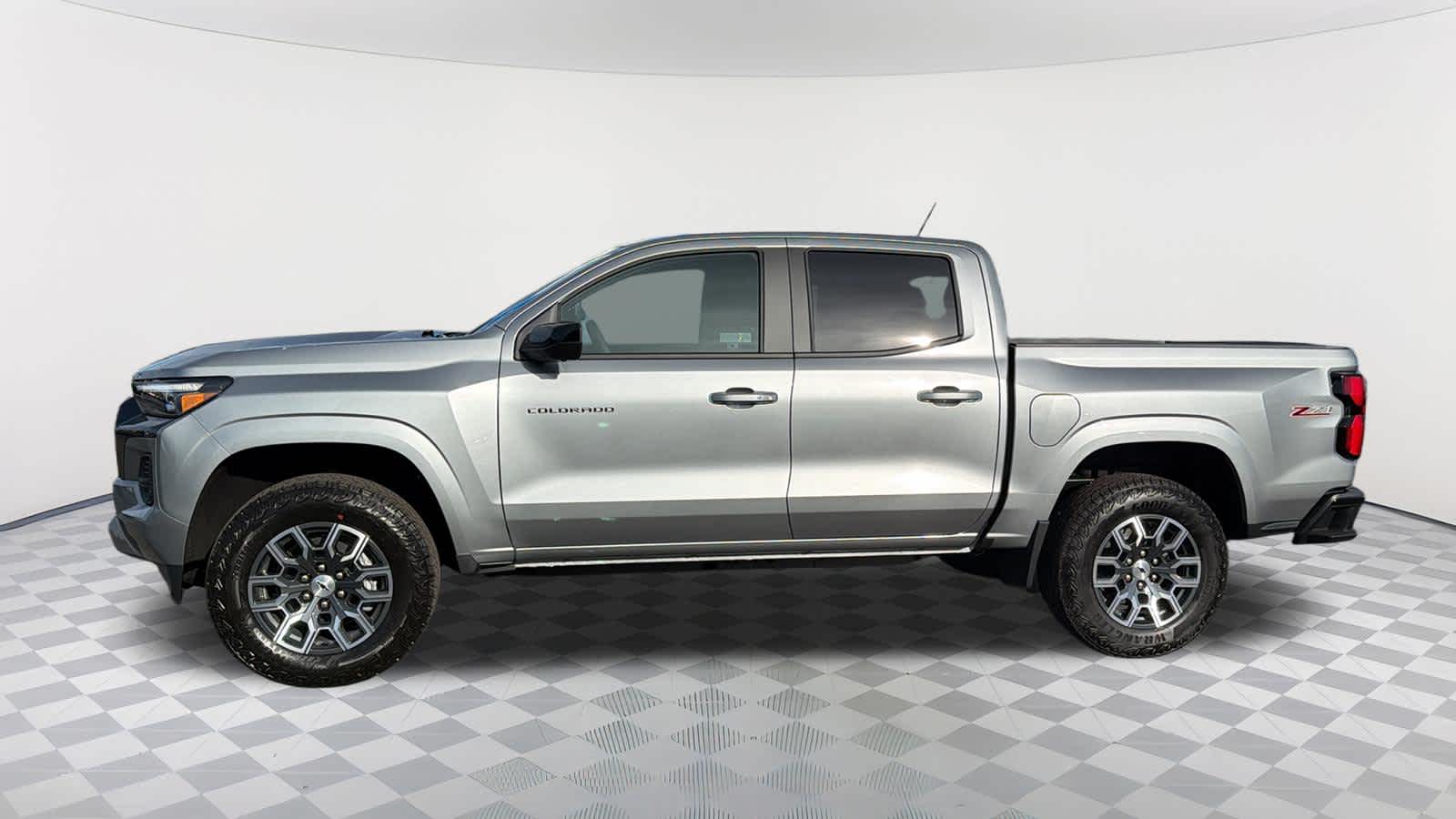 Thumbnail: 2026 Chevrolet Colorado - 8