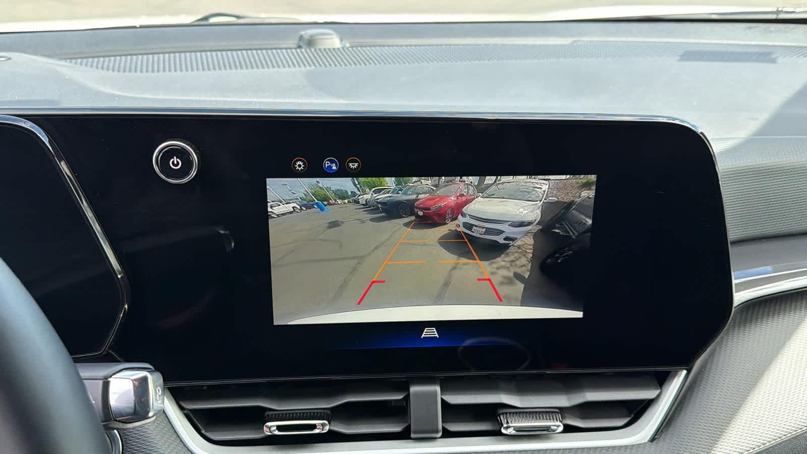 Thumbnail: 2025 Chevrolet Equinox - 16