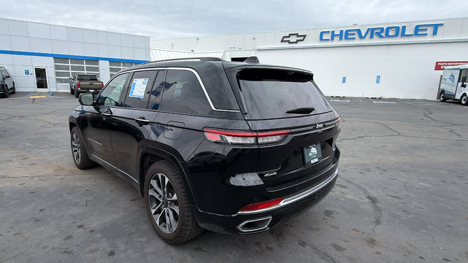 Thumbnail: 2023 Jeep Grand Cherokee - 7