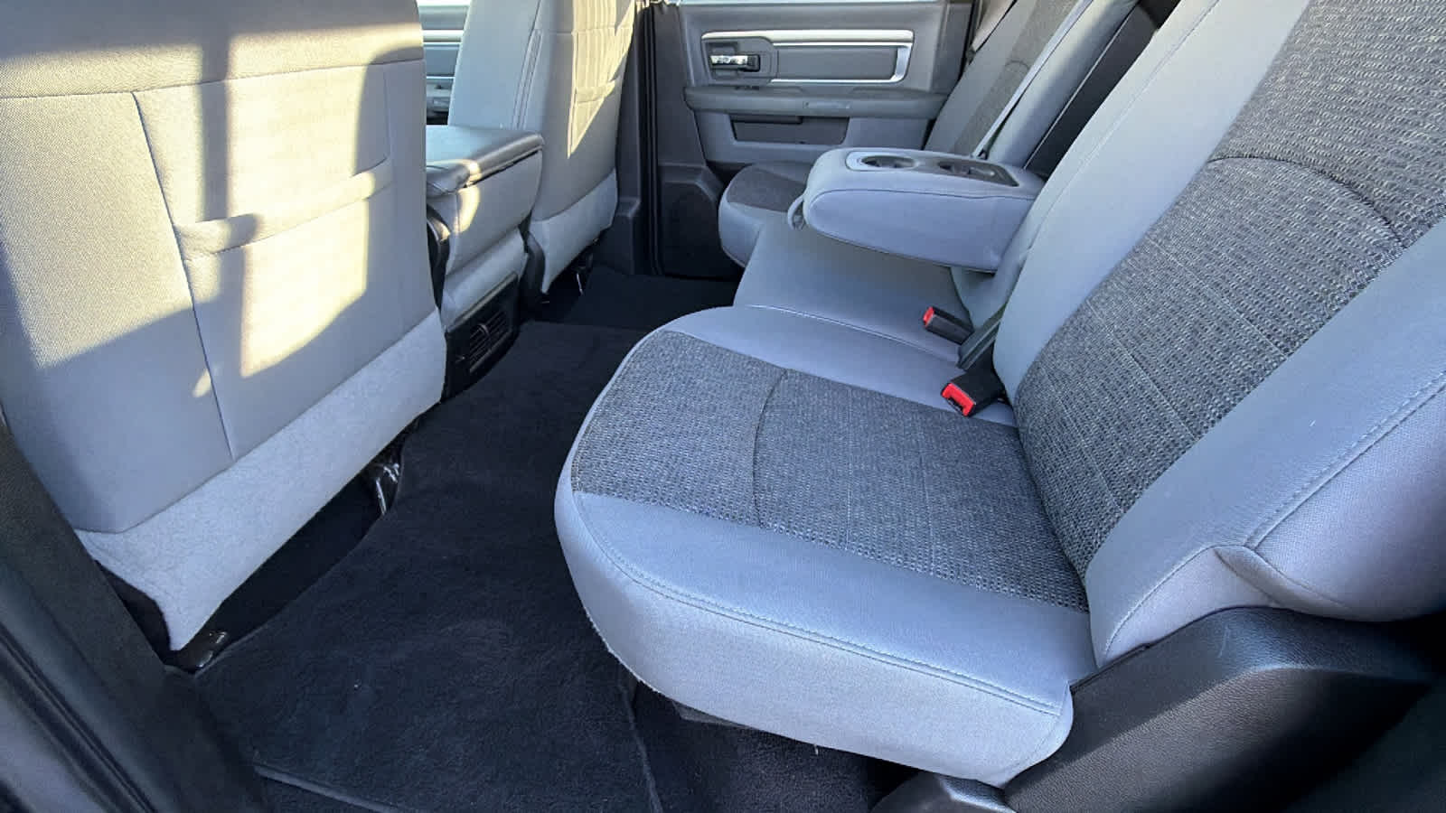 Thumbnail: 2019 RAM 1500 Classic - 24