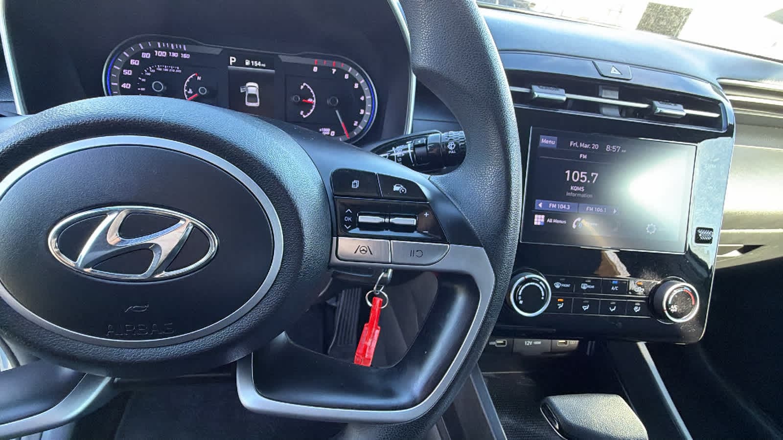 Thumbnail: 2023 Hyundai Santa Cruz - 20