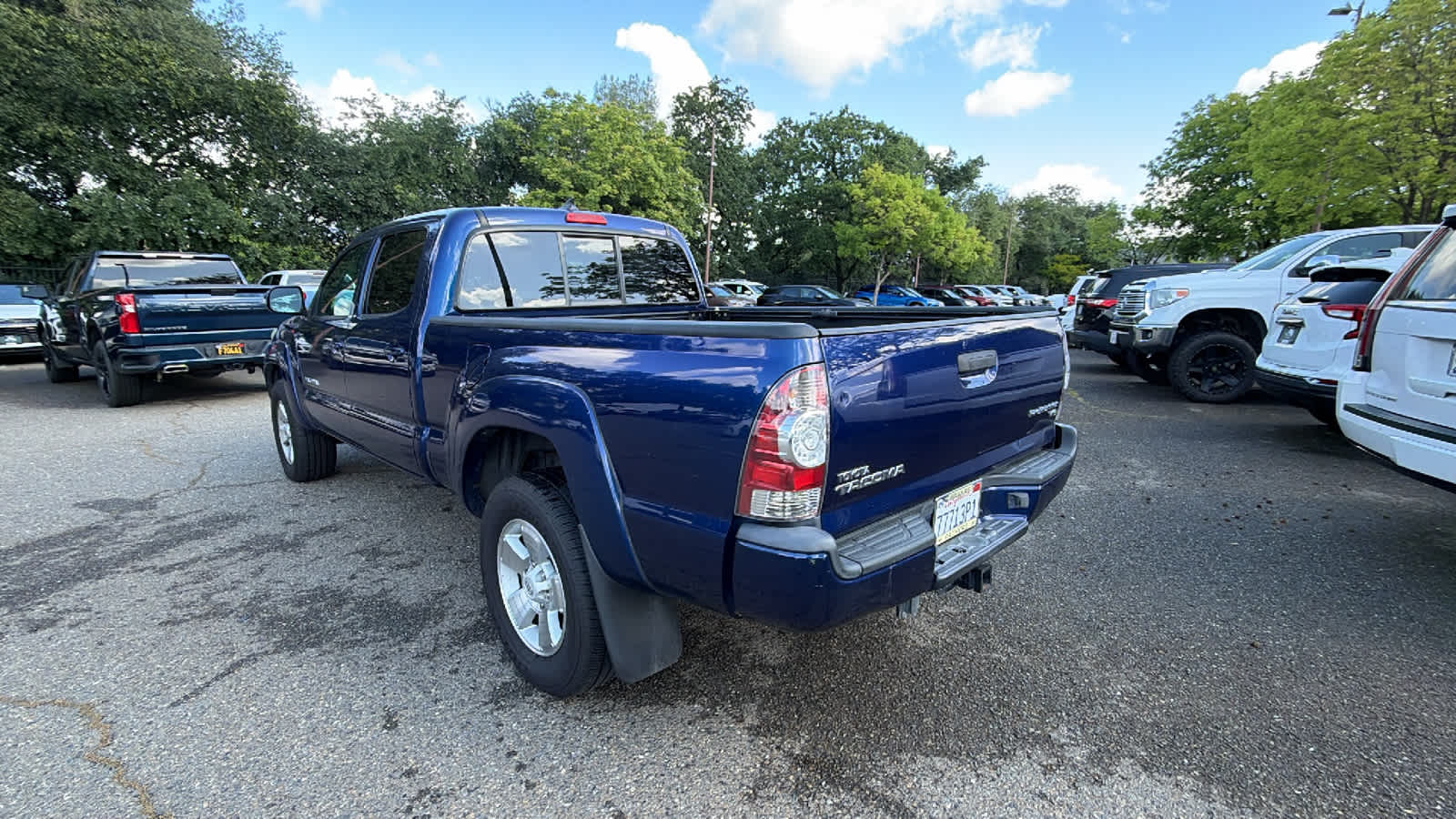 Thumbnail: 2014 Toyota Tacoma - 7