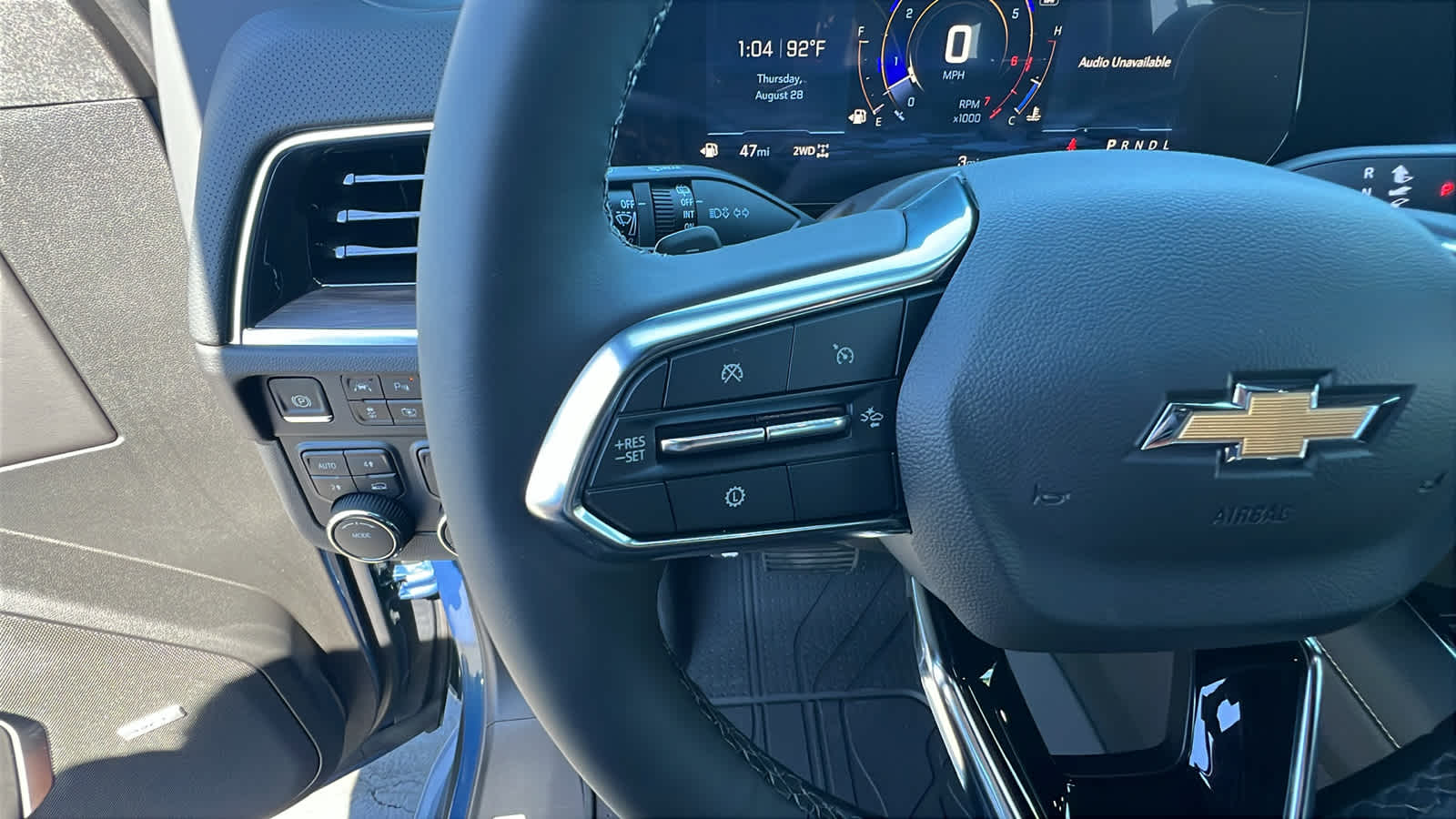 Thumbnail: 2025 Chevrolet Suburban - 19