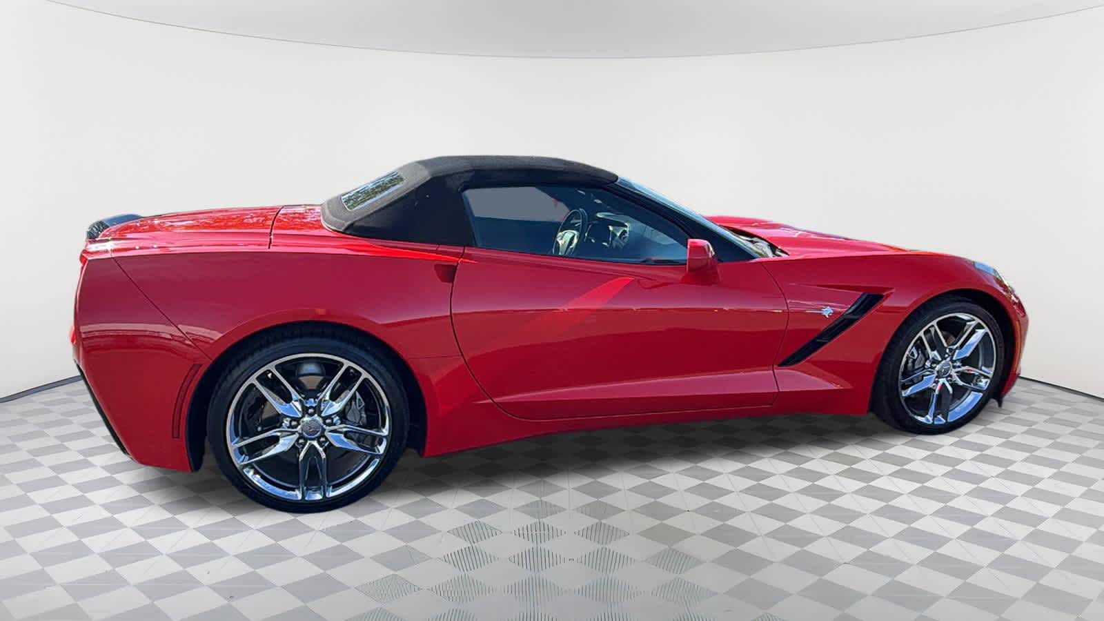 Thumbnail: 2018 Chevrolet Corvette - 4
