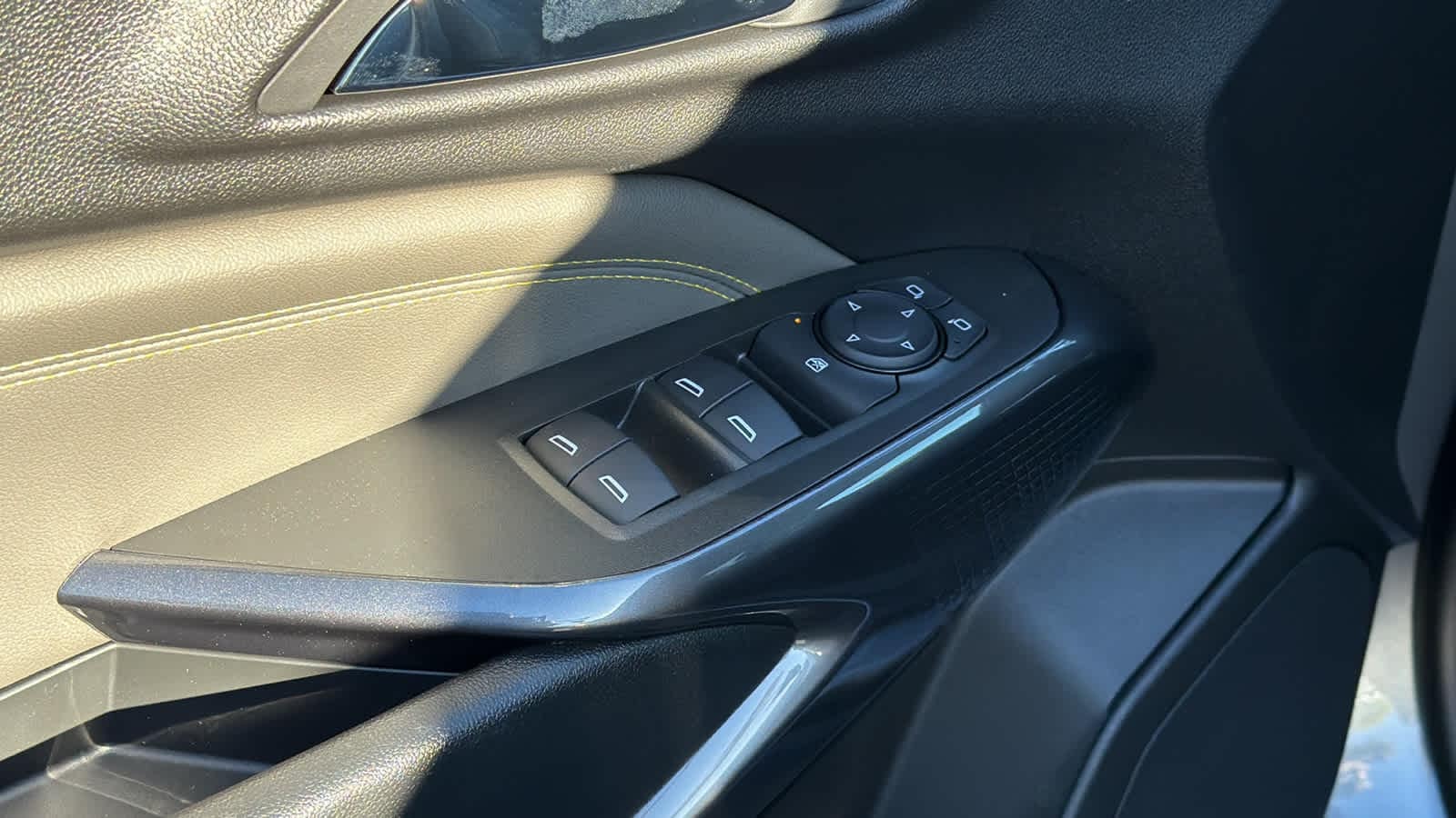 Thumbnail: 2026 Chevrolet Trax - 22