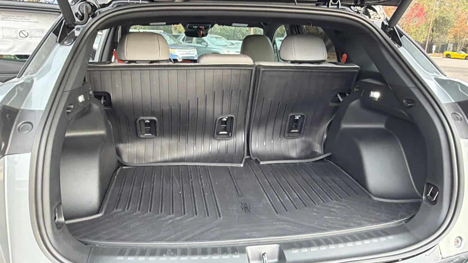 Thumbnail: 2026 Chevrolet Blazer EV - 27