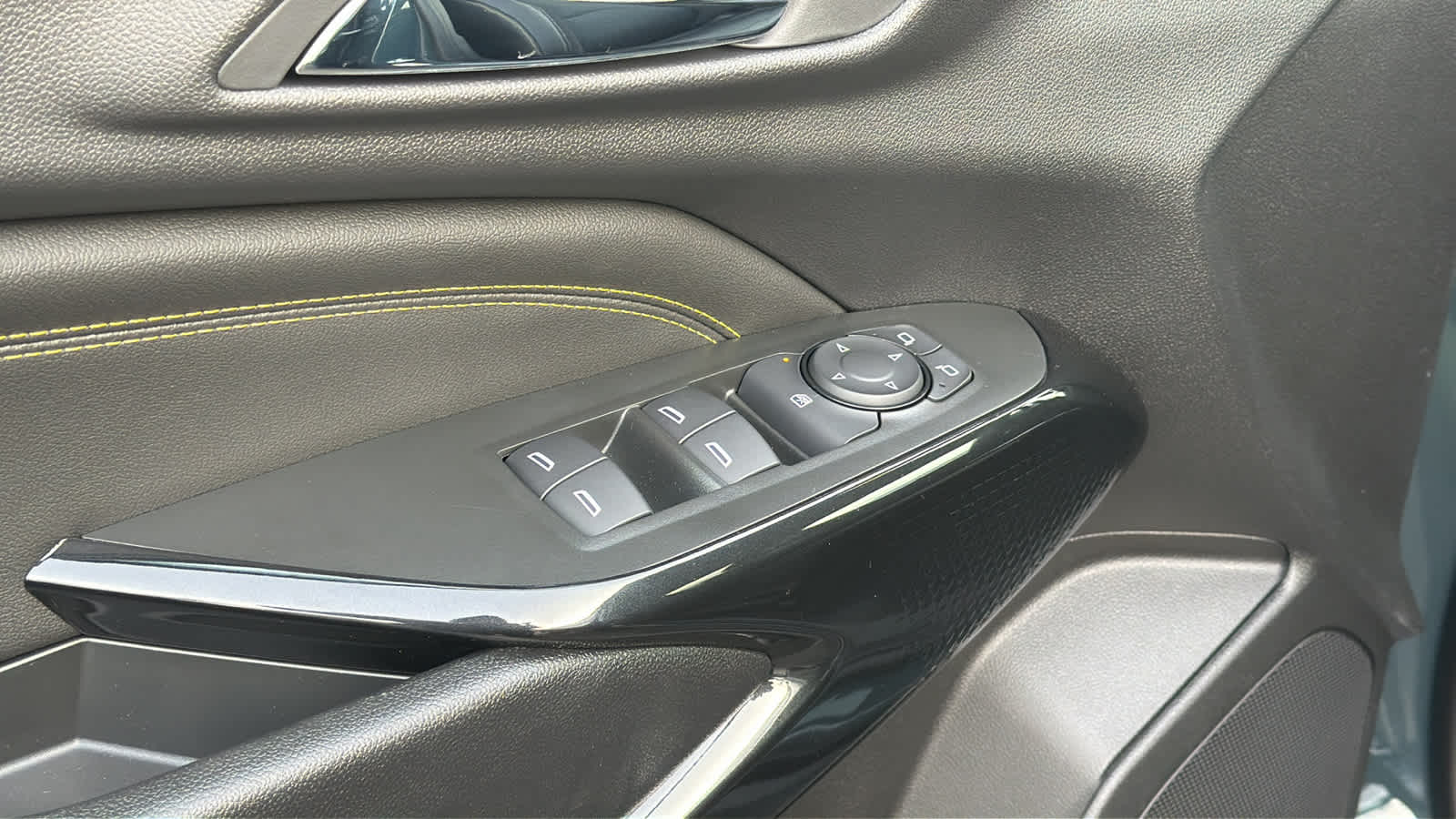 Thumbnail: 2026 Chevrolet Trax - 22