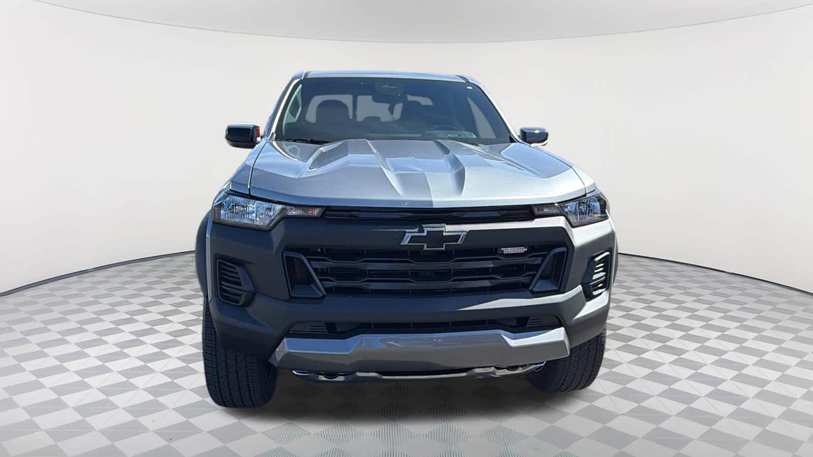 Thumbnail: 2026 Chevrolet Colorado - 2