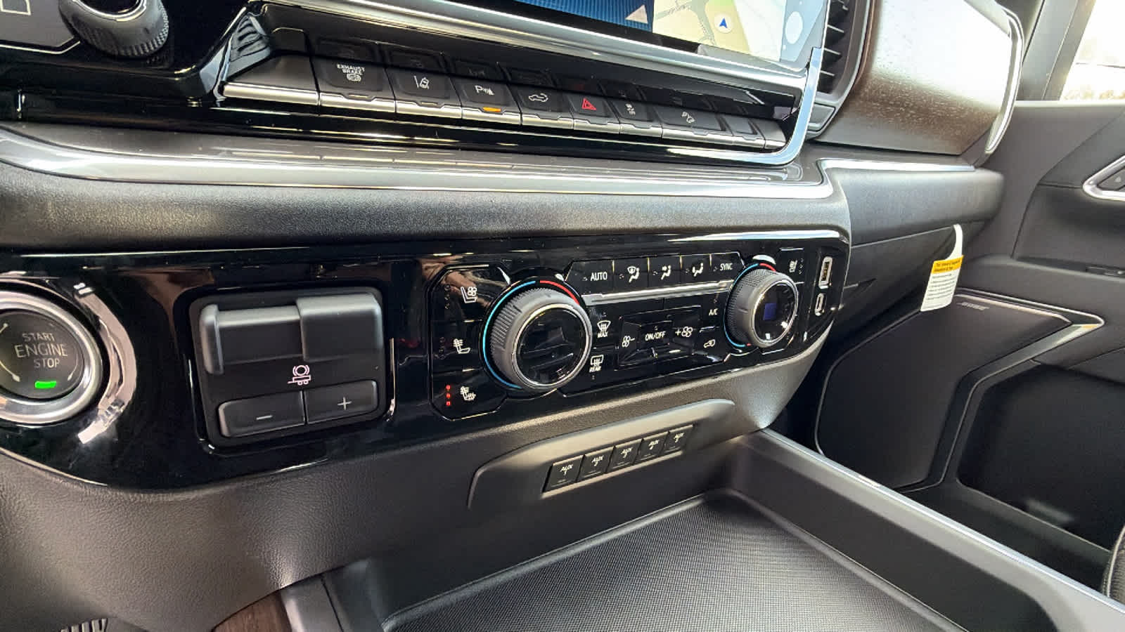 Thumbnail: 2026 Chevrolet Silverado 2500 - 14