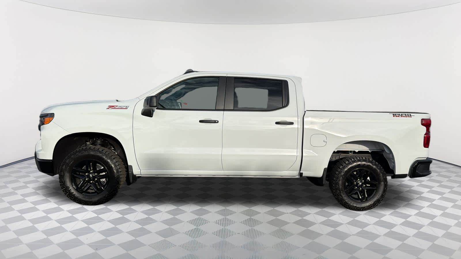 Thumbnail: 2026 Chevrolet Silverado 1500 - 8