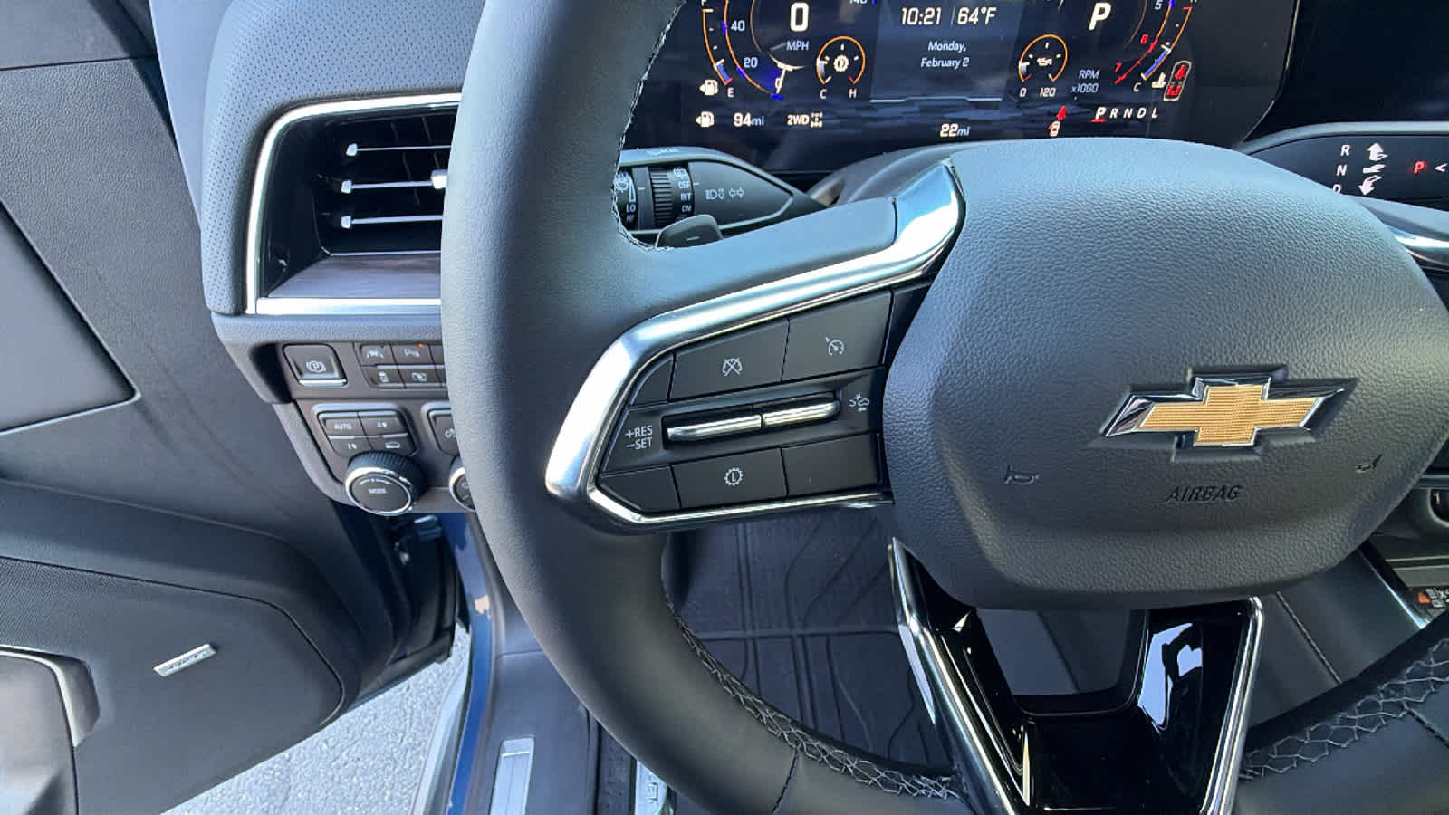 Thumbnail: 2025 Chevrolet Suburban - 19