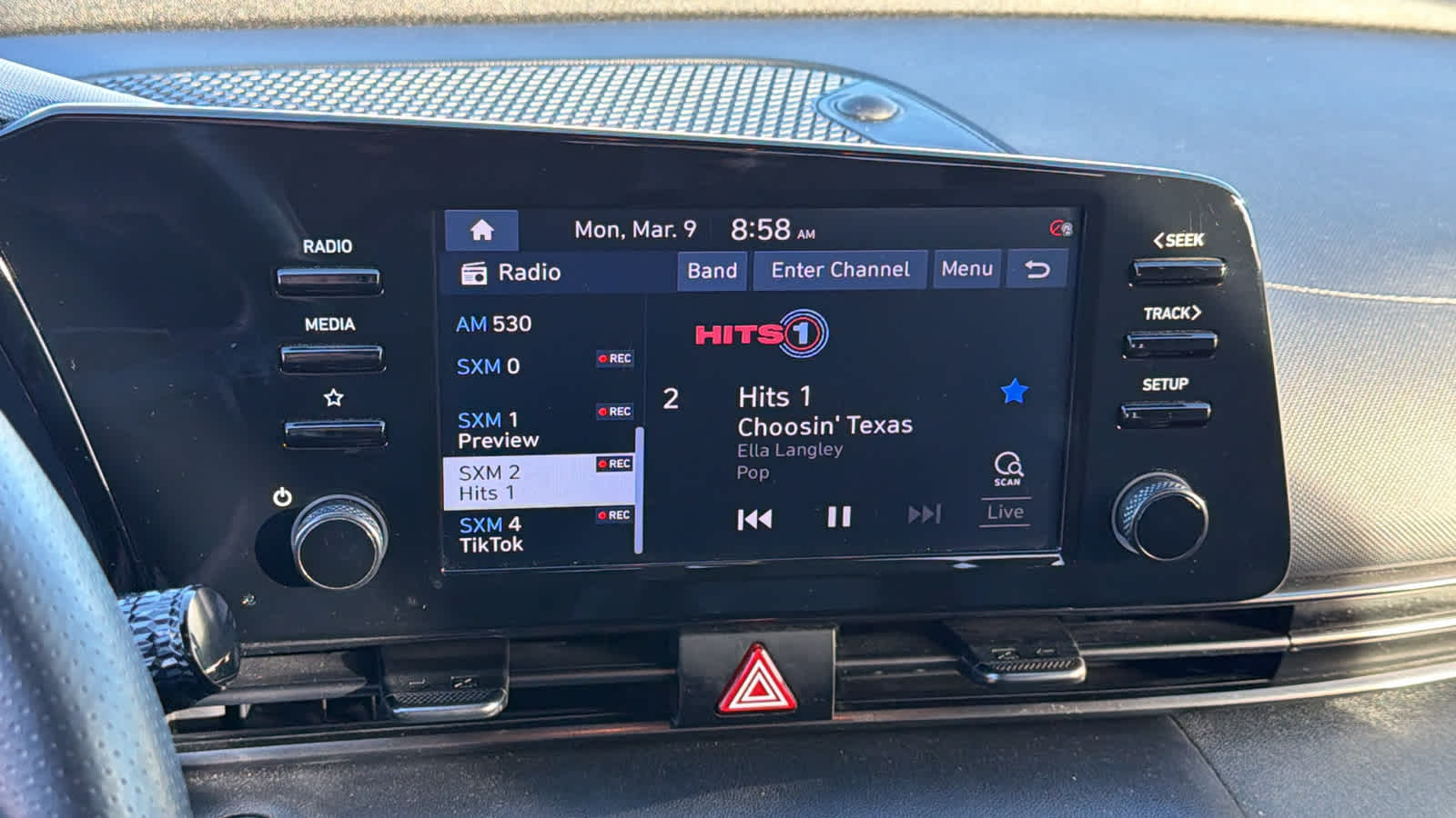 Thumbnail: 2022 Hyundai Elantra - 15