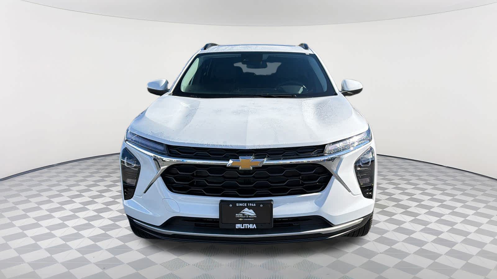 Thumbnail: 2026 Chevrolet Trax - 2