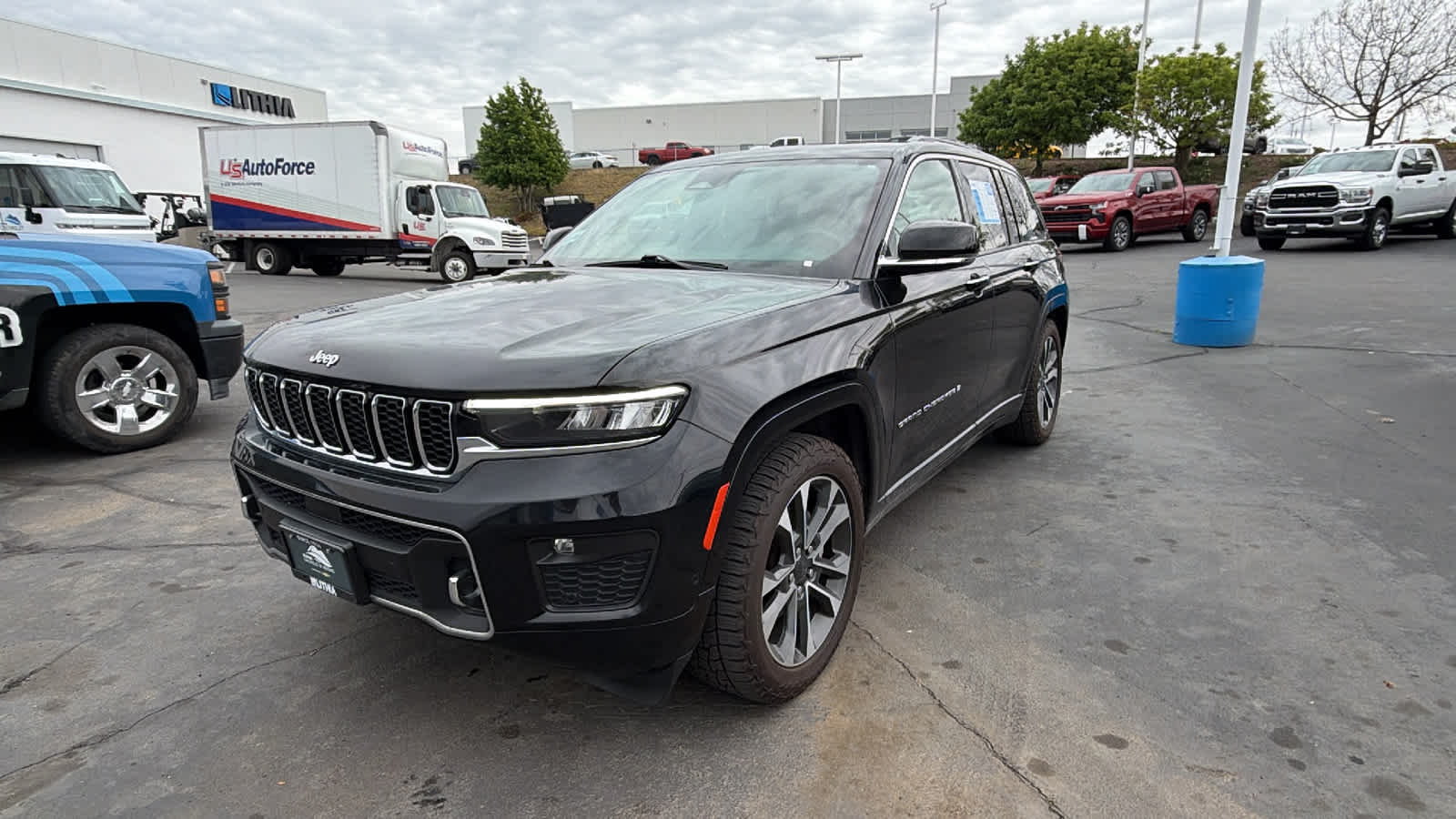 Thumbnail: 2023 Jeep Grand Cherokee - 1