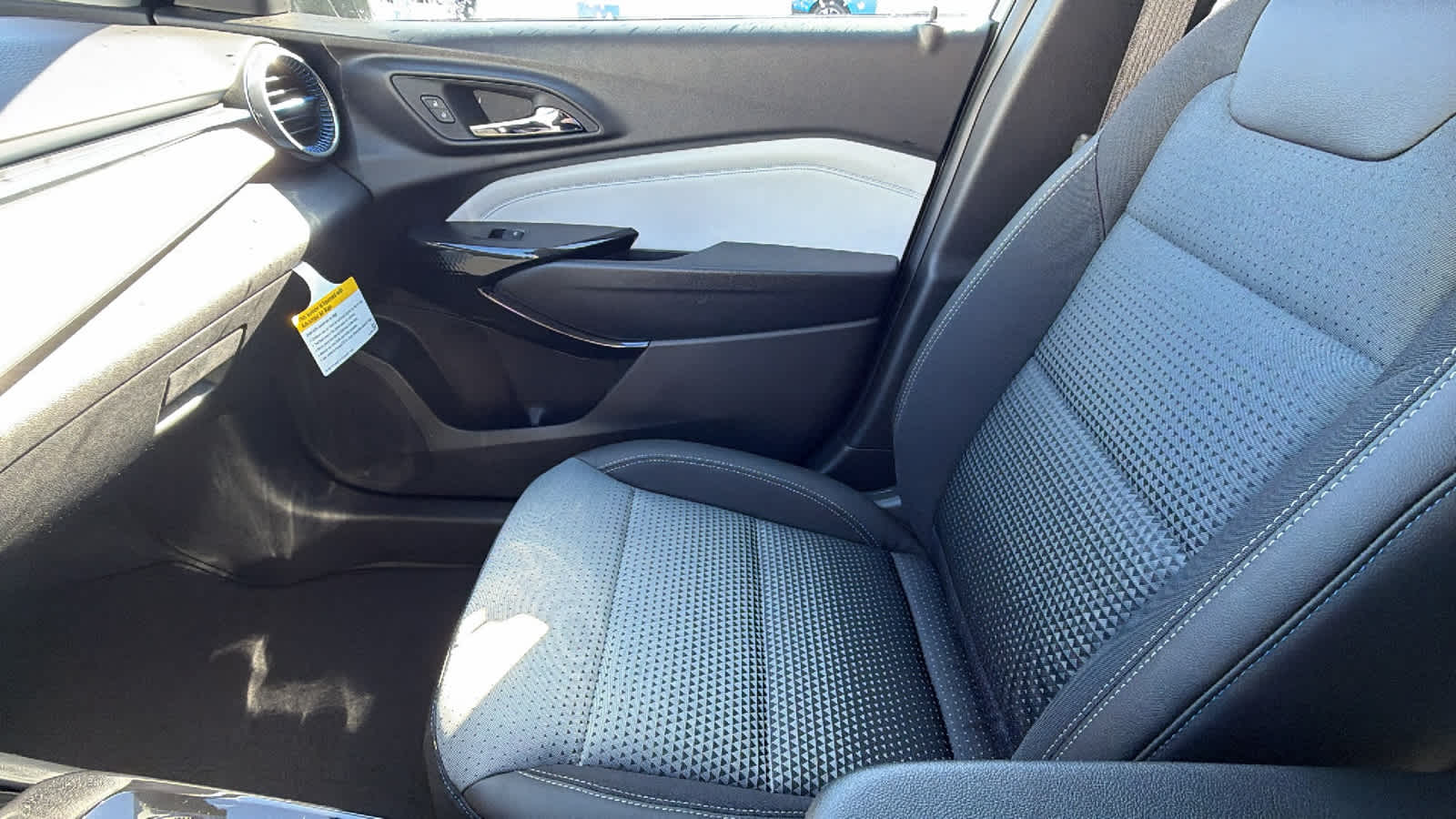 Thumbnail: 2026 Chevrolet Trax - 12